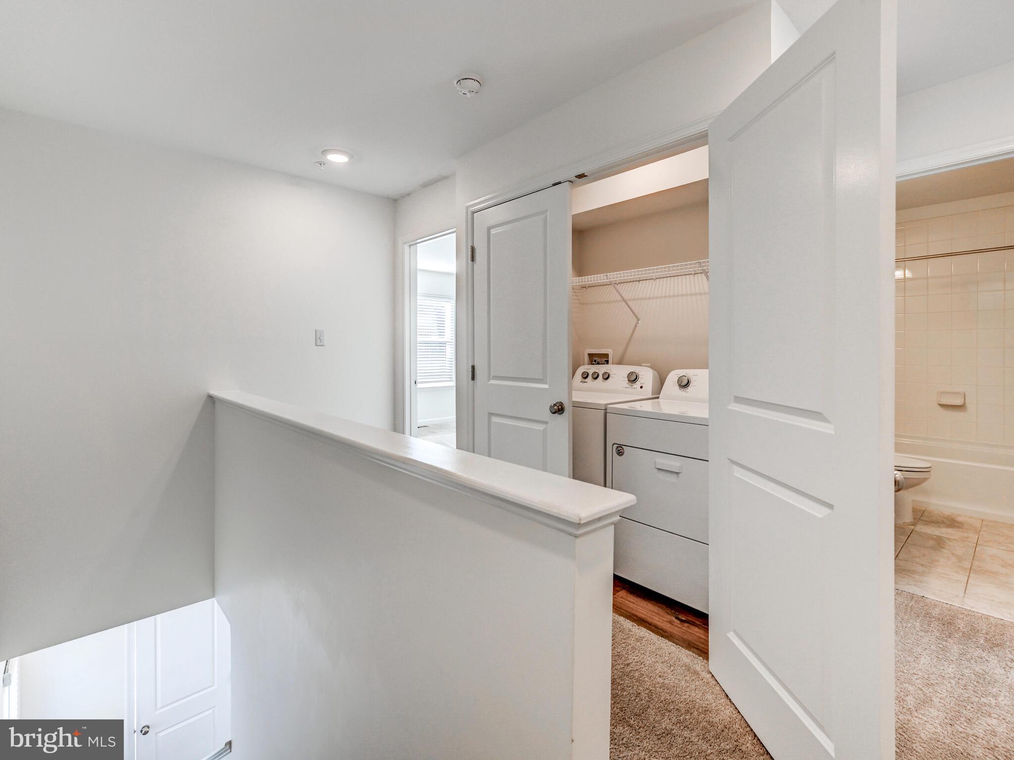 MEDFIELD - Residential