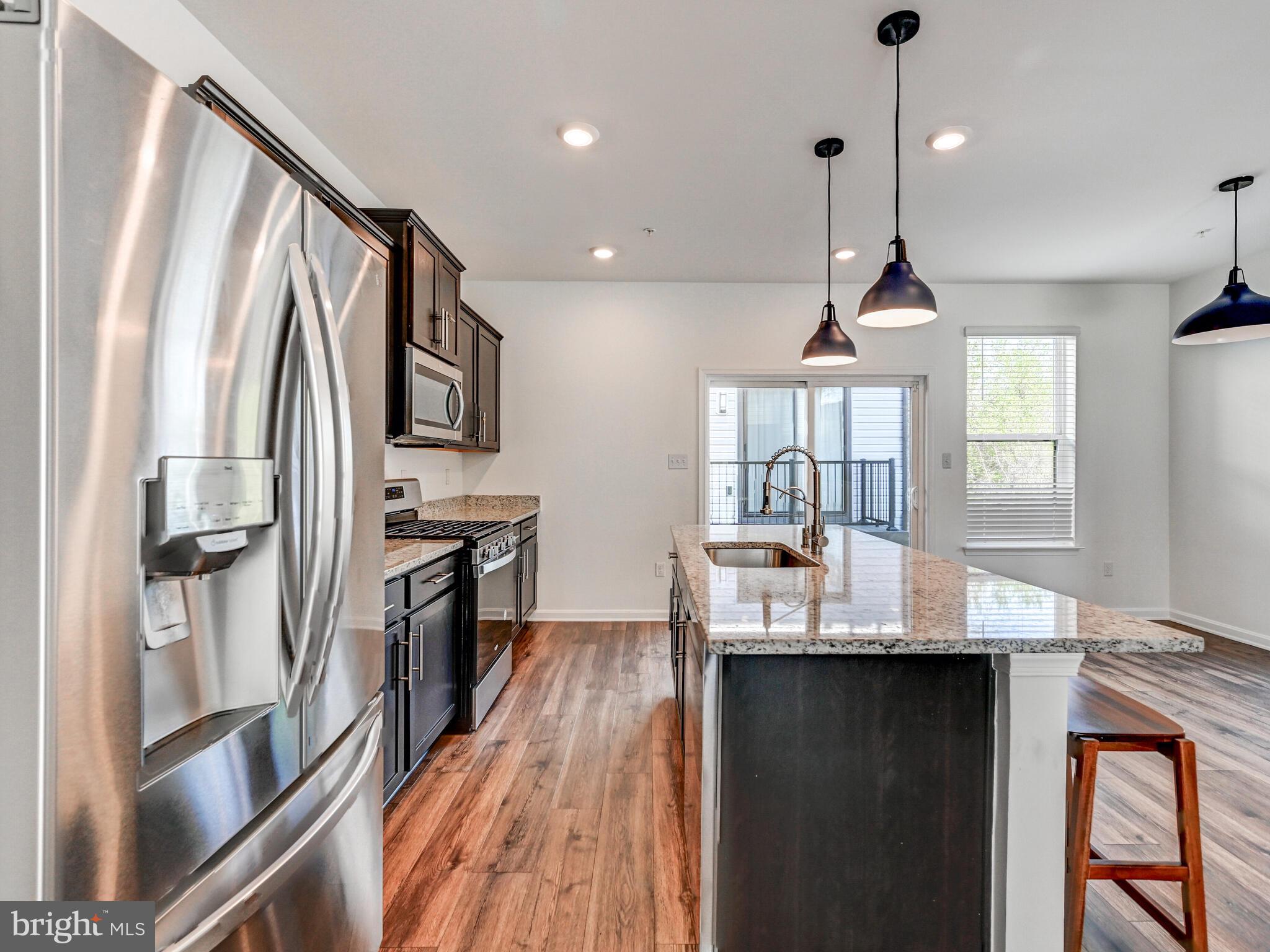 MEDFIELD - Residential