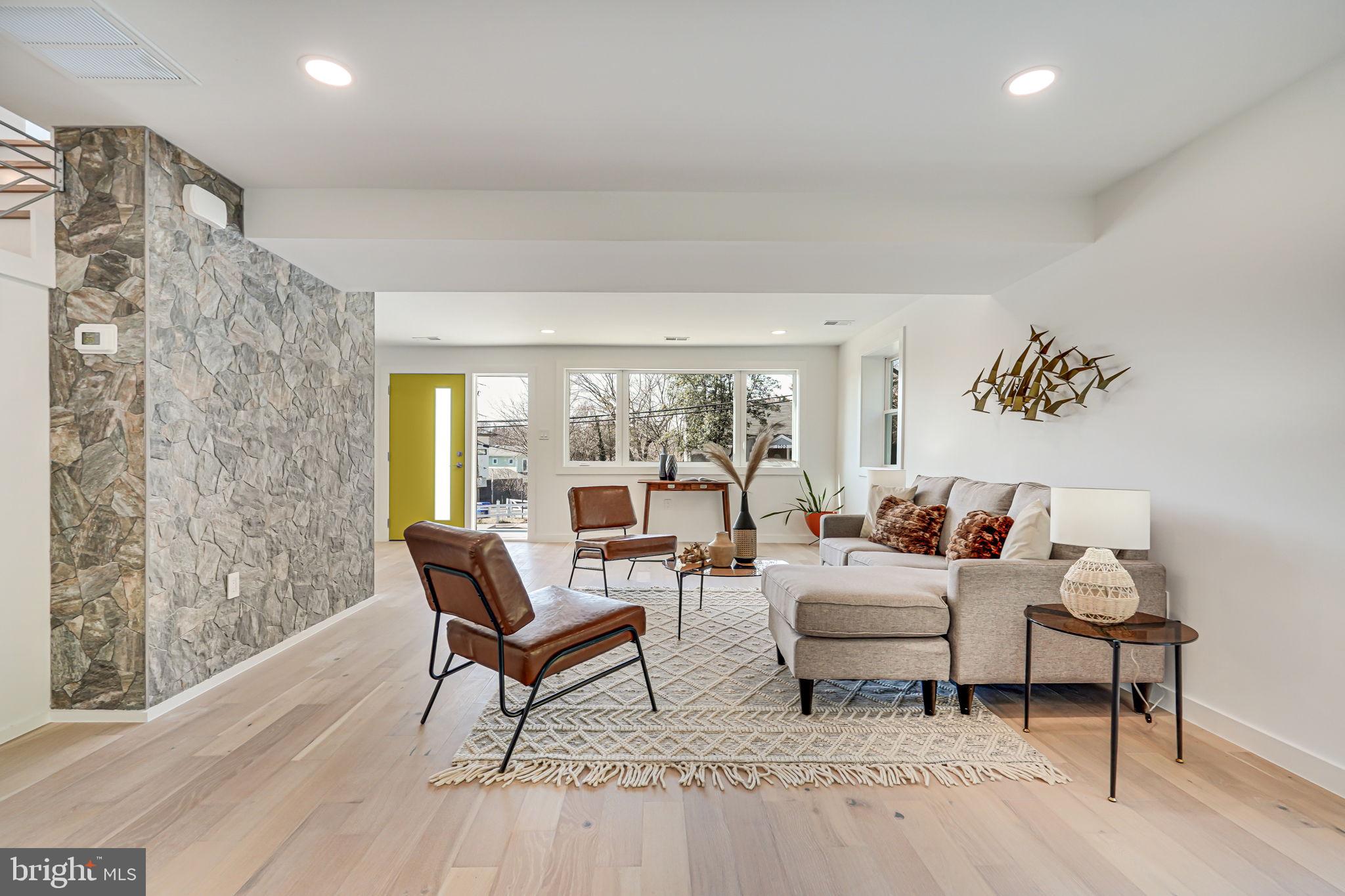 HIGHVIEW PARK - Residential