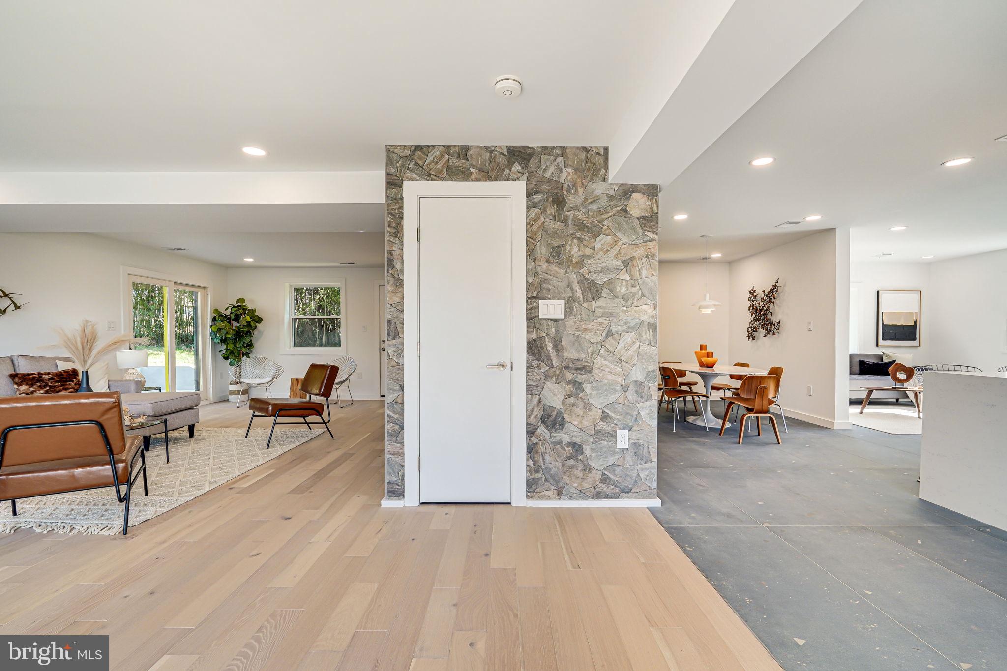 HIGHVIEW PARK - Residential