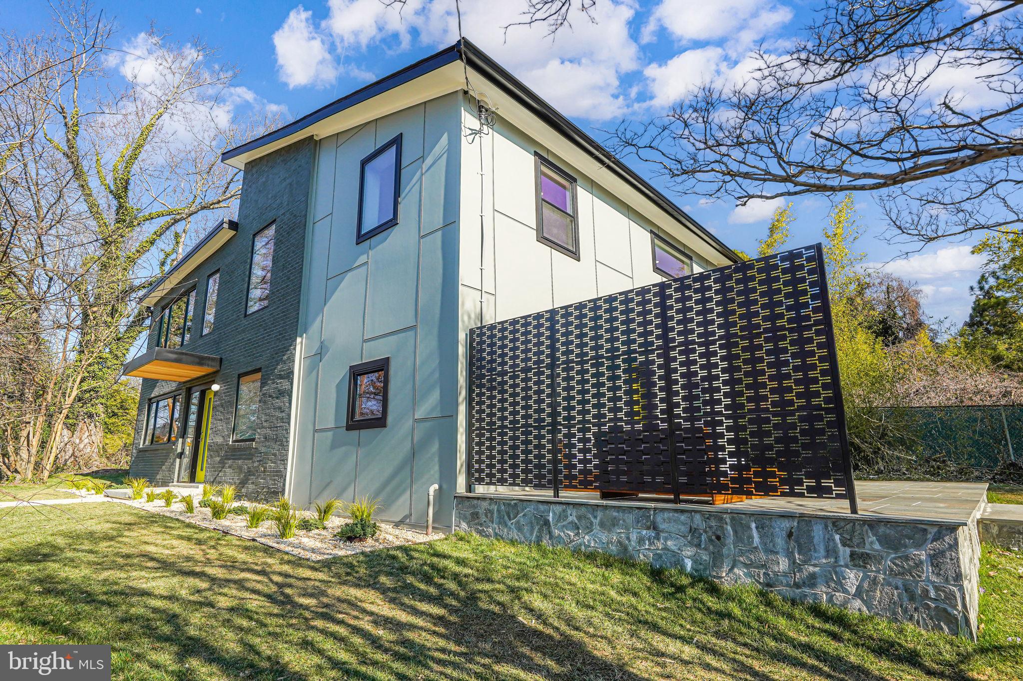 HIGHVIEW PARK - Residential