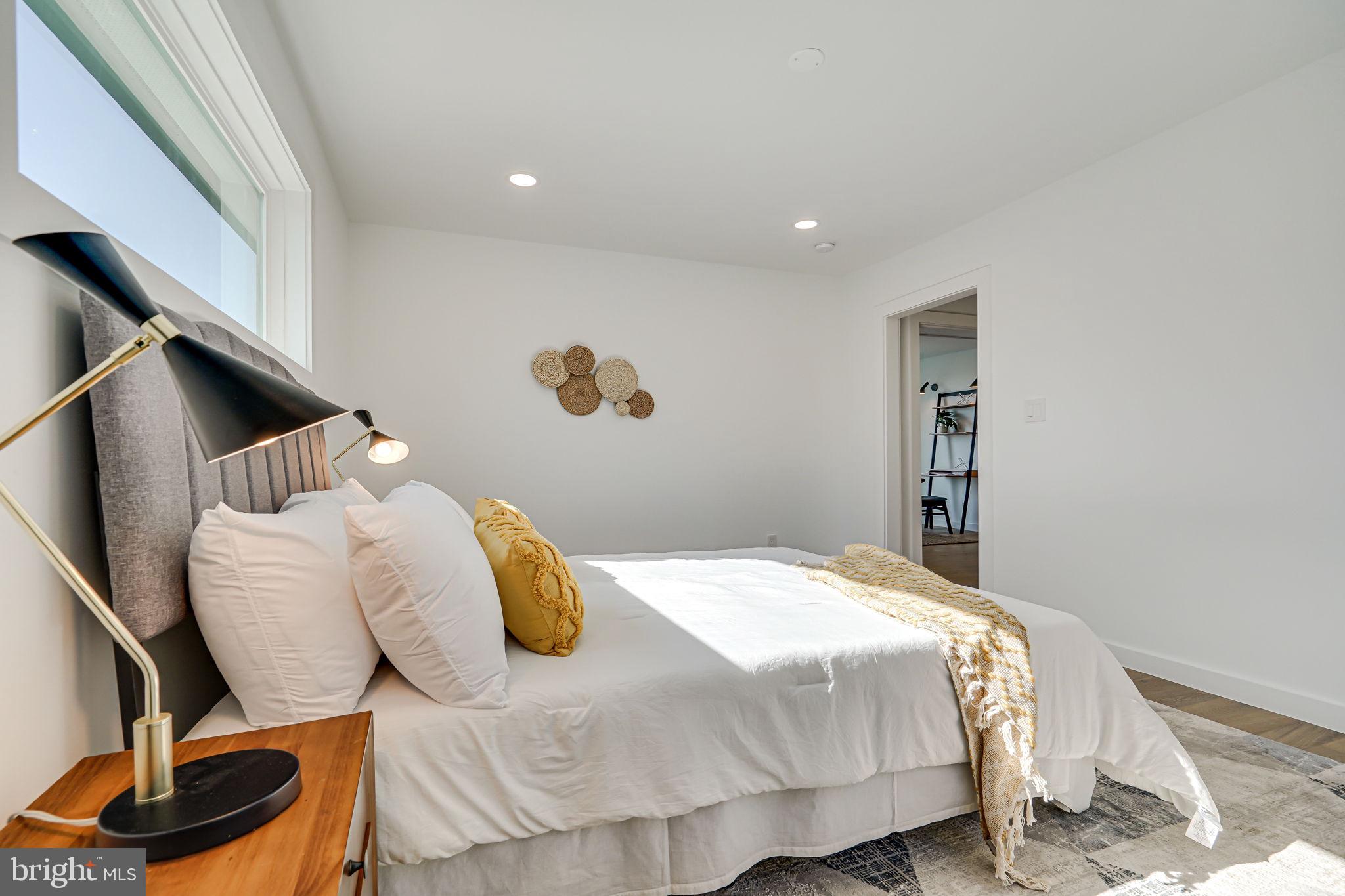 HIGHVIEW PARK - Residential