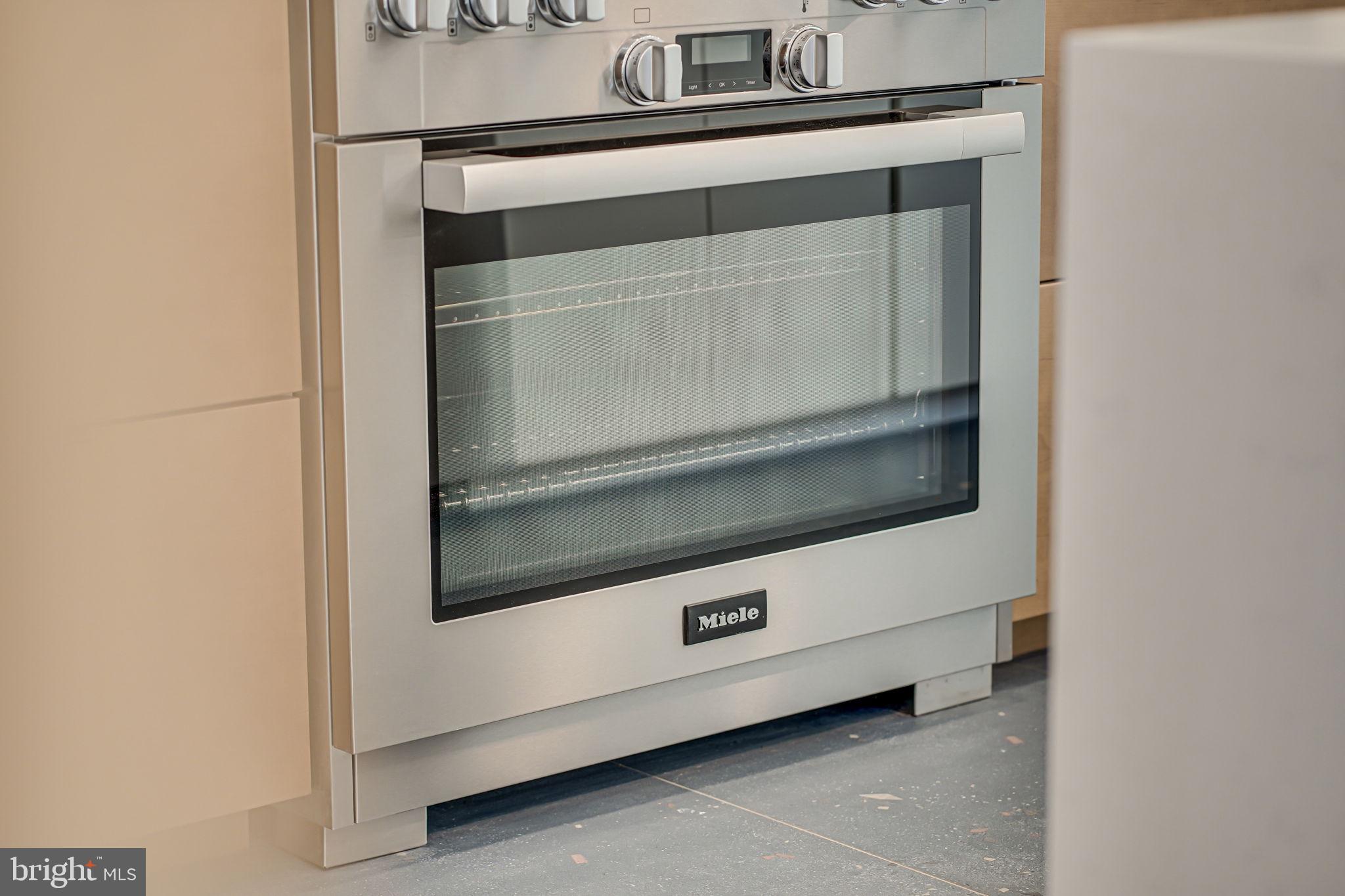 HIGHVIEW PARK - Residential