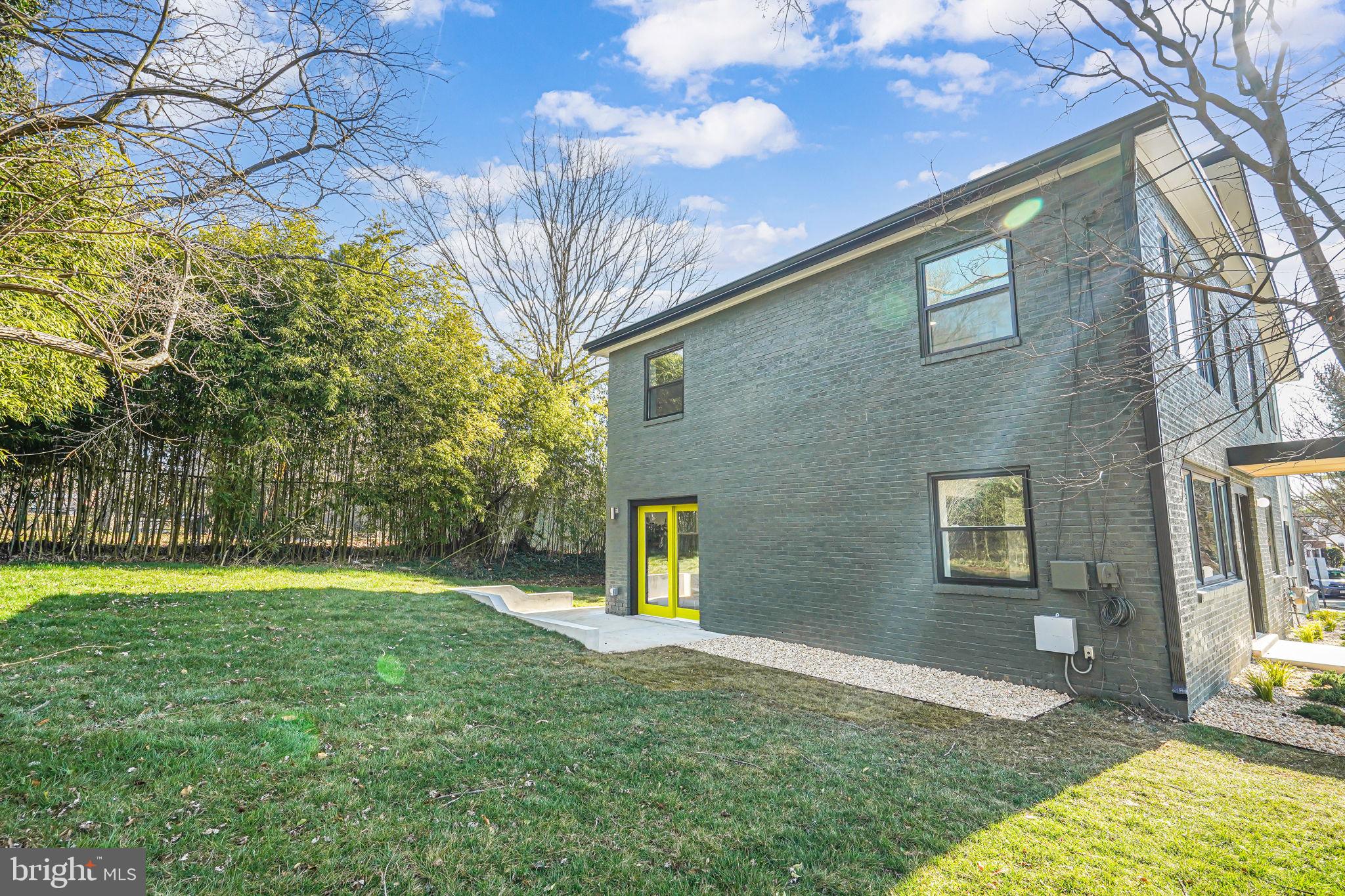 HIGHVIEW PARK - Residential