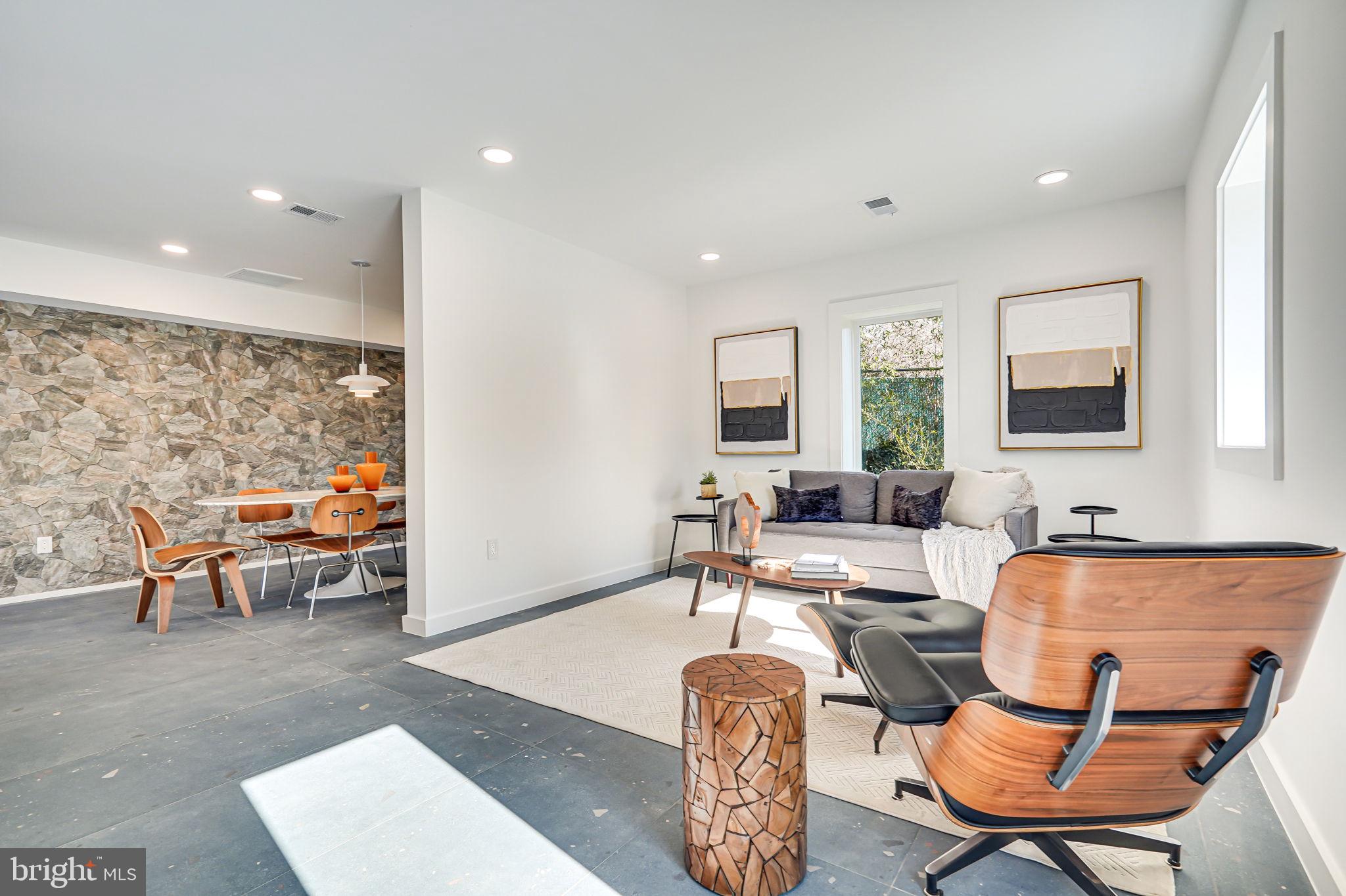 HIGHVIEW PARK - Residential