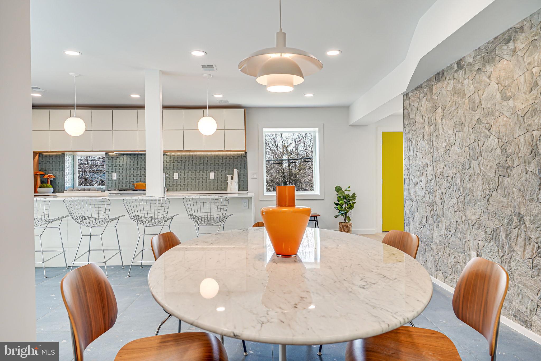 HIGHVIEW PARK - Residential