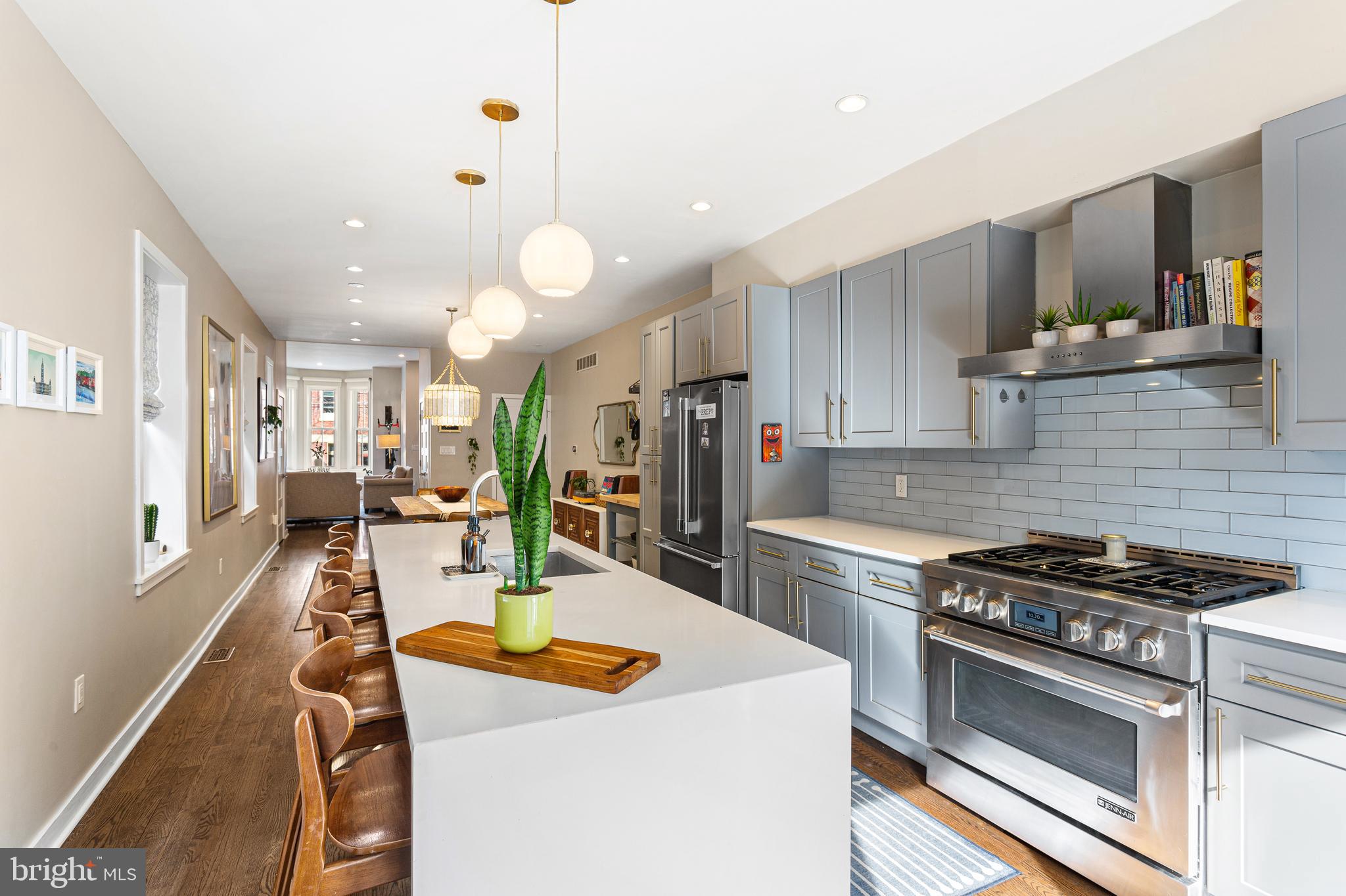 FAIRMOUNT - Residential