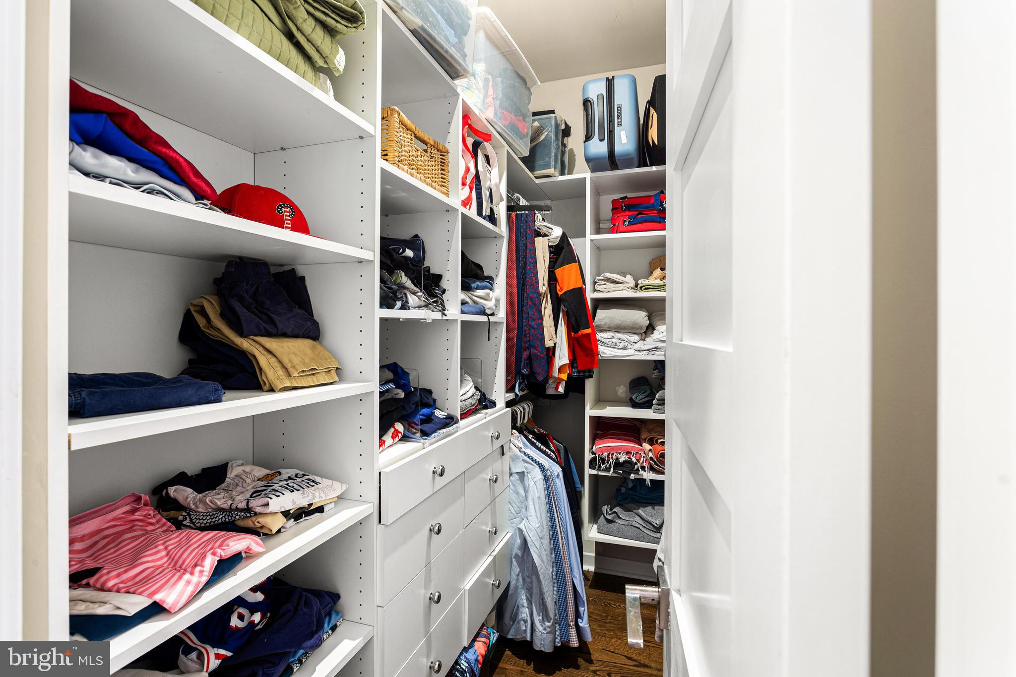 FAIRMOUNT - Residential