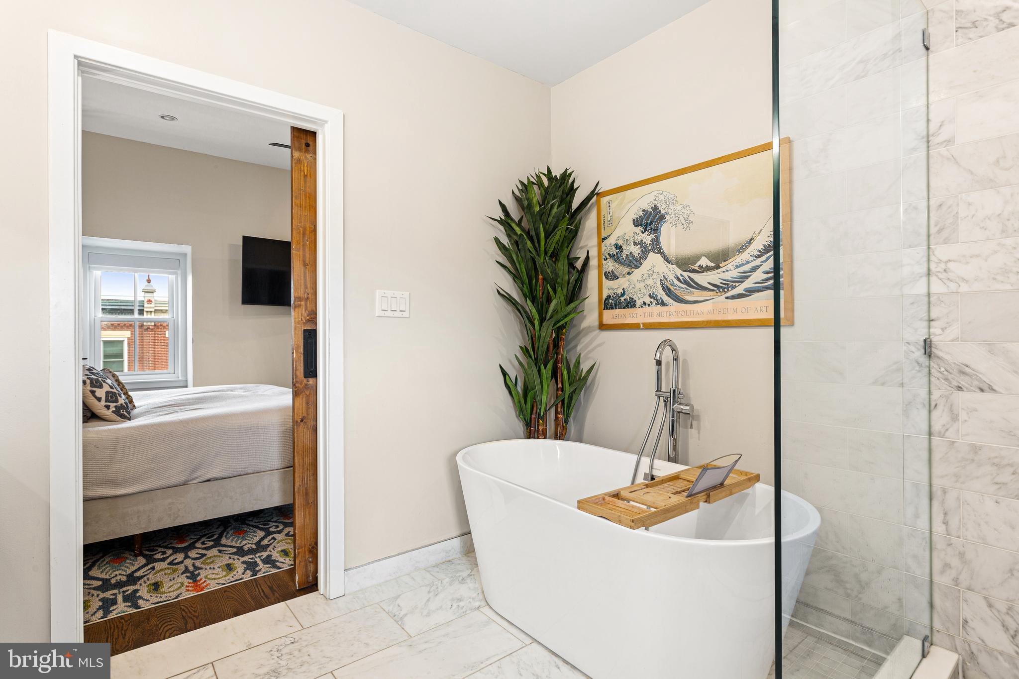 FAIRMOUNT - Residential