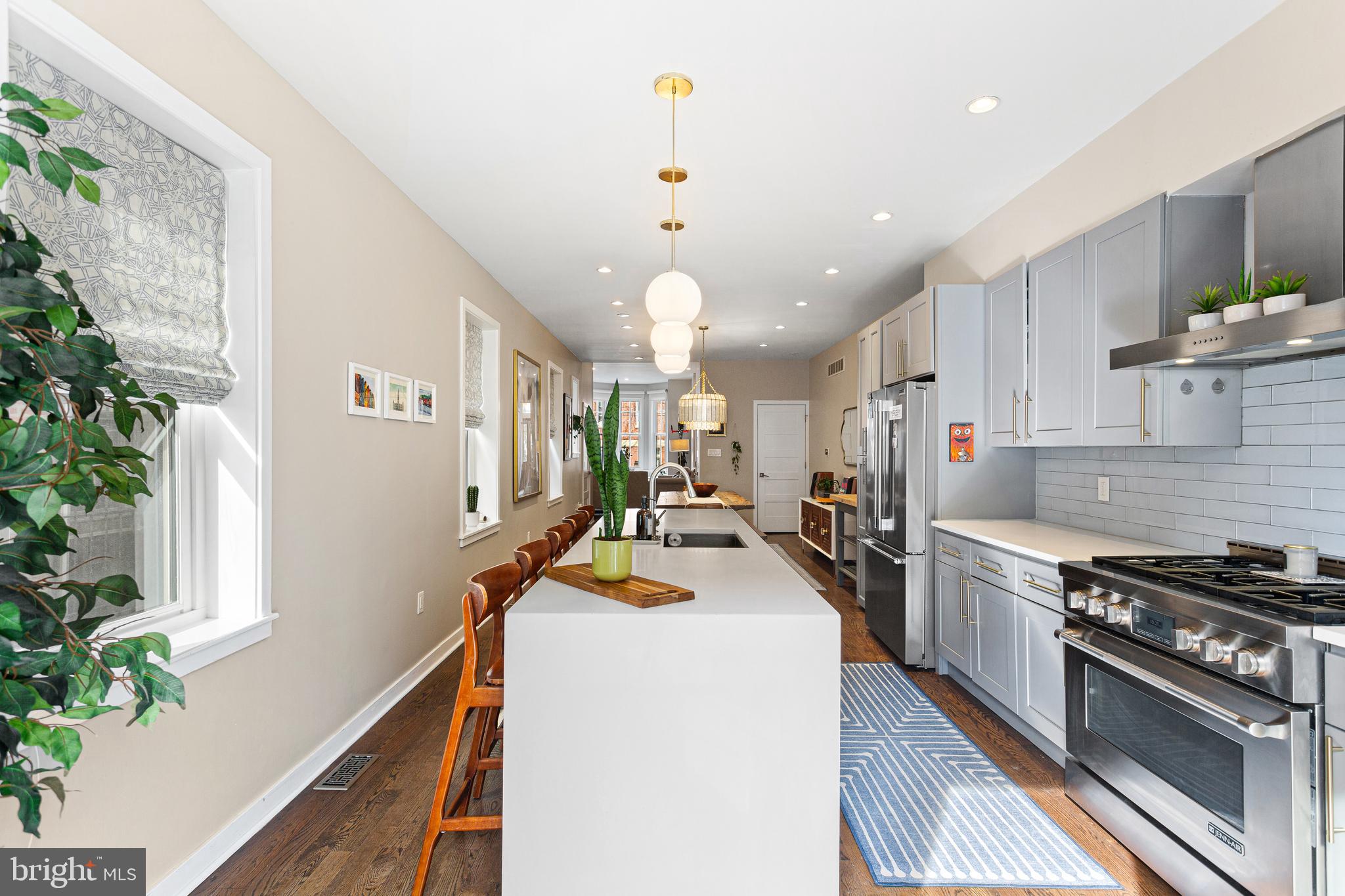 FAIRMOUNT - Residential