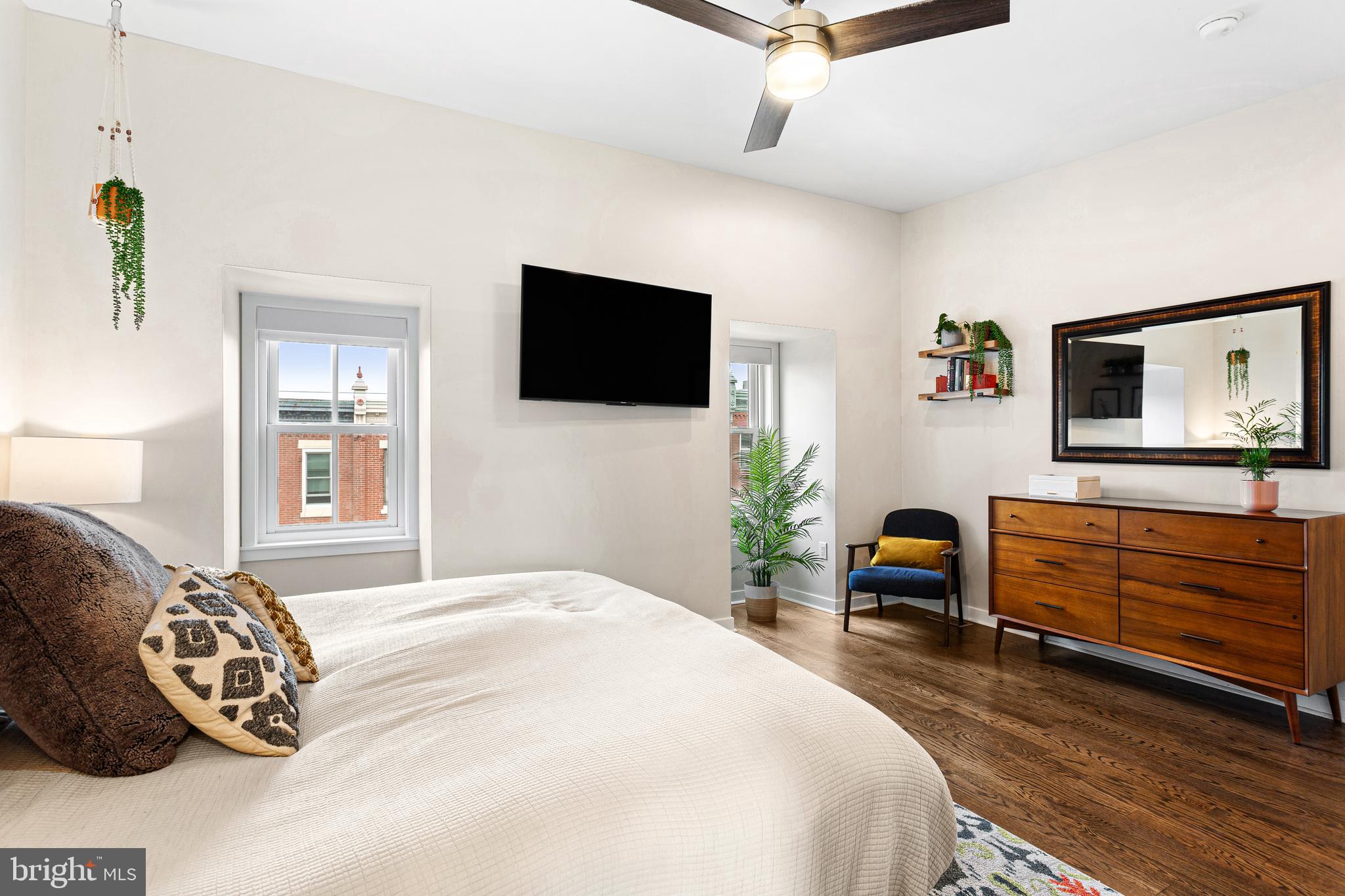 FAIRMOUNT - Residential