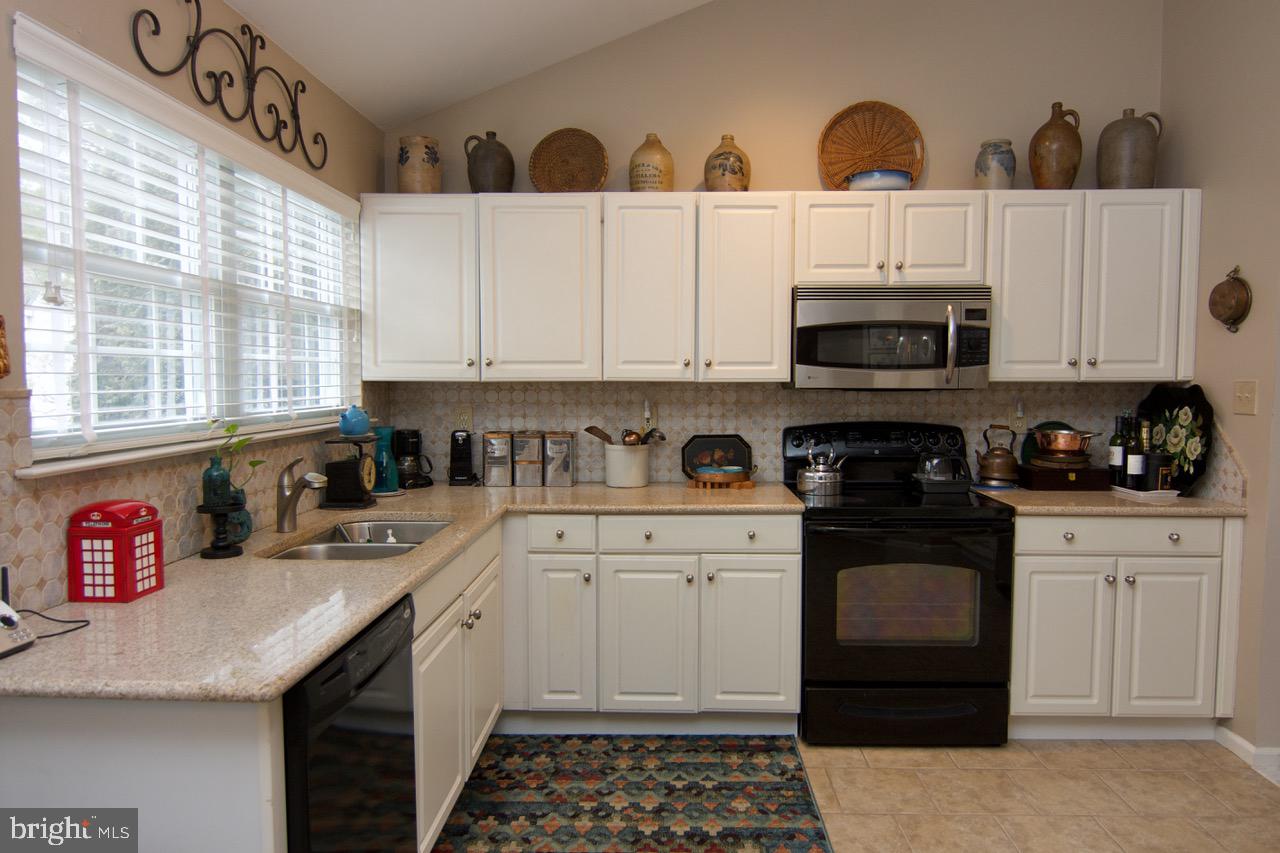 SPRING RIDGE - Residential