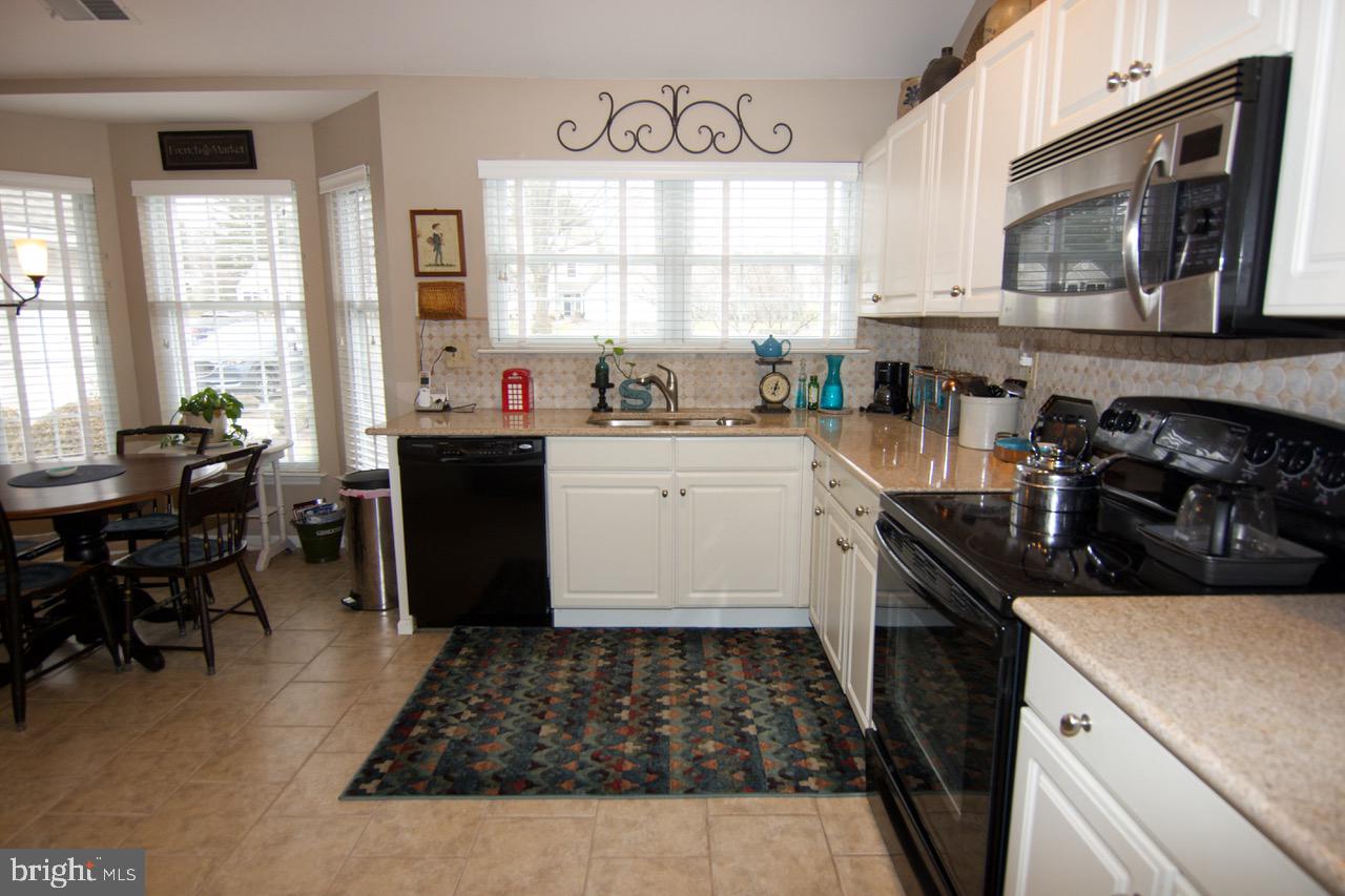 SPRING RIDGE - Residential