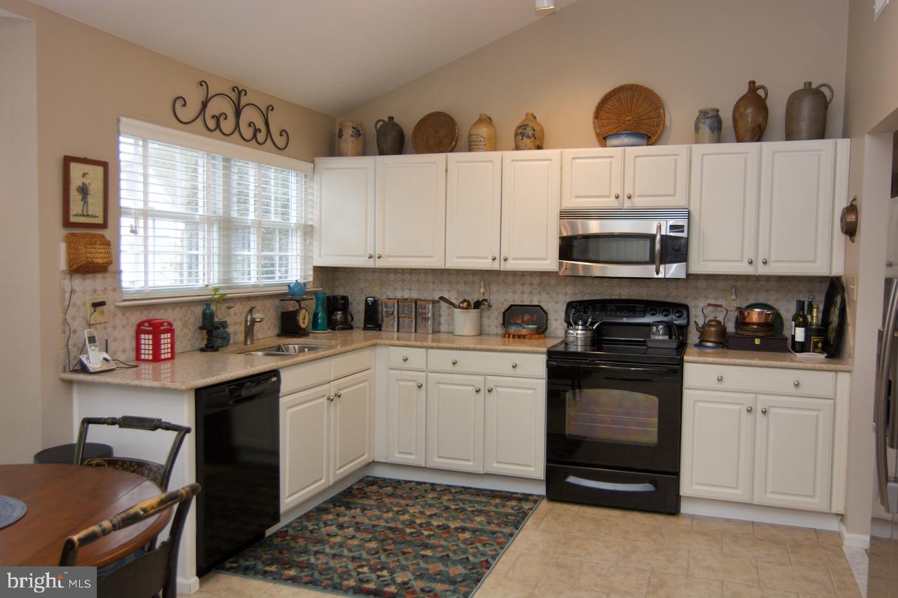 SPRING RIDGE - Residential