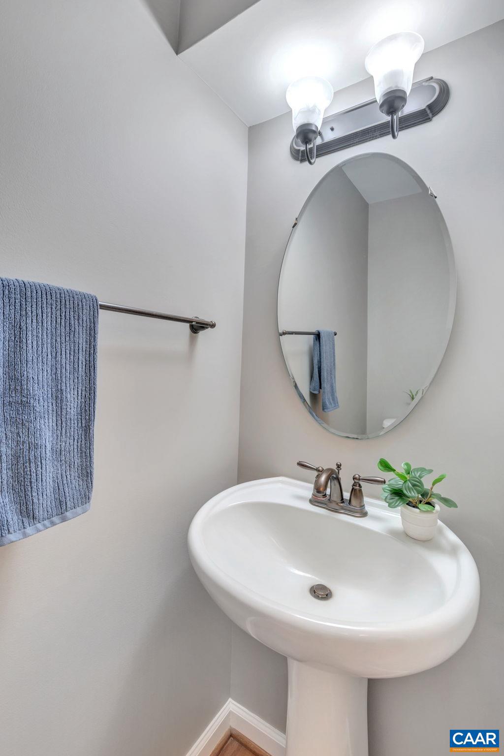 WICKHAM POND - Residential