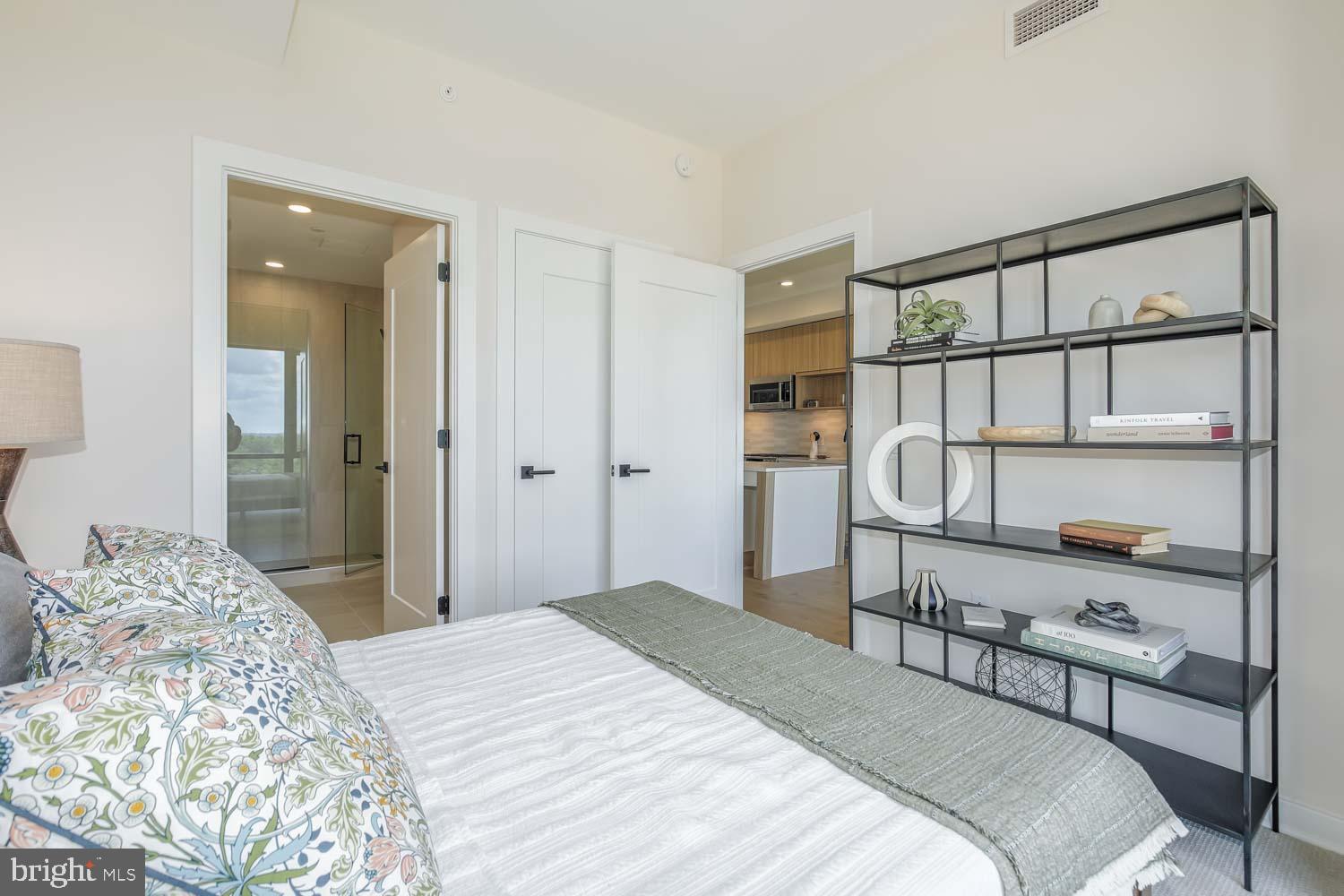 FALLS CHURCH CITY - Residential