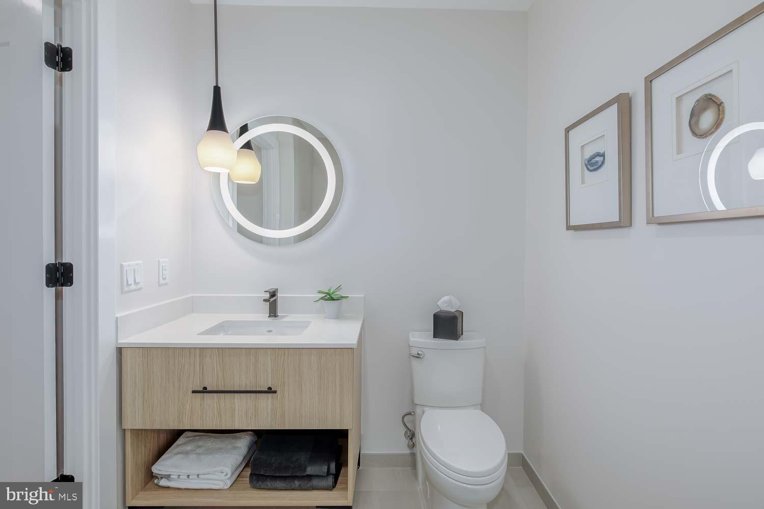 FALLS CHURCH CITY - Residential