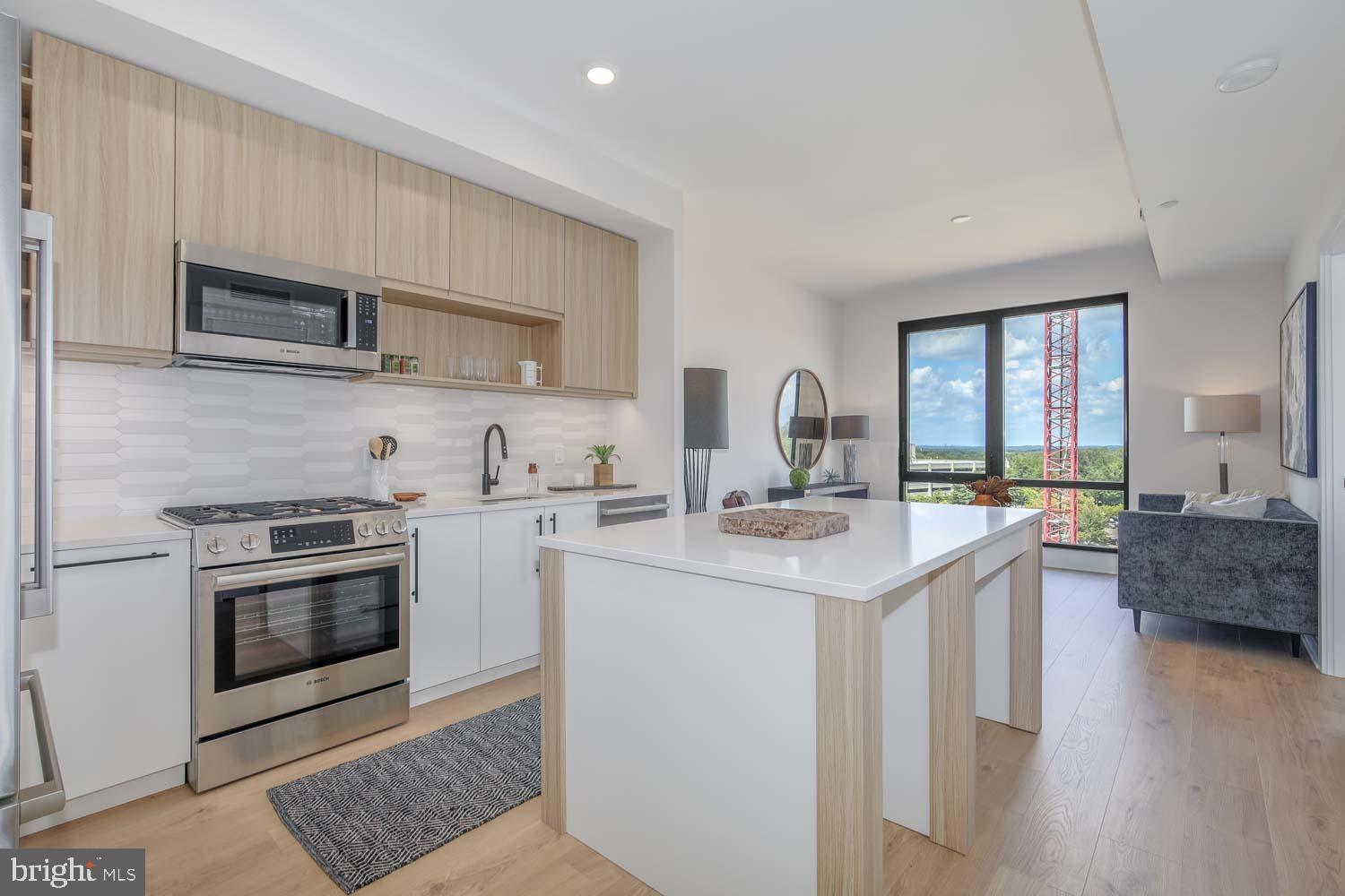 FALLS CHURCH CITY - Residential