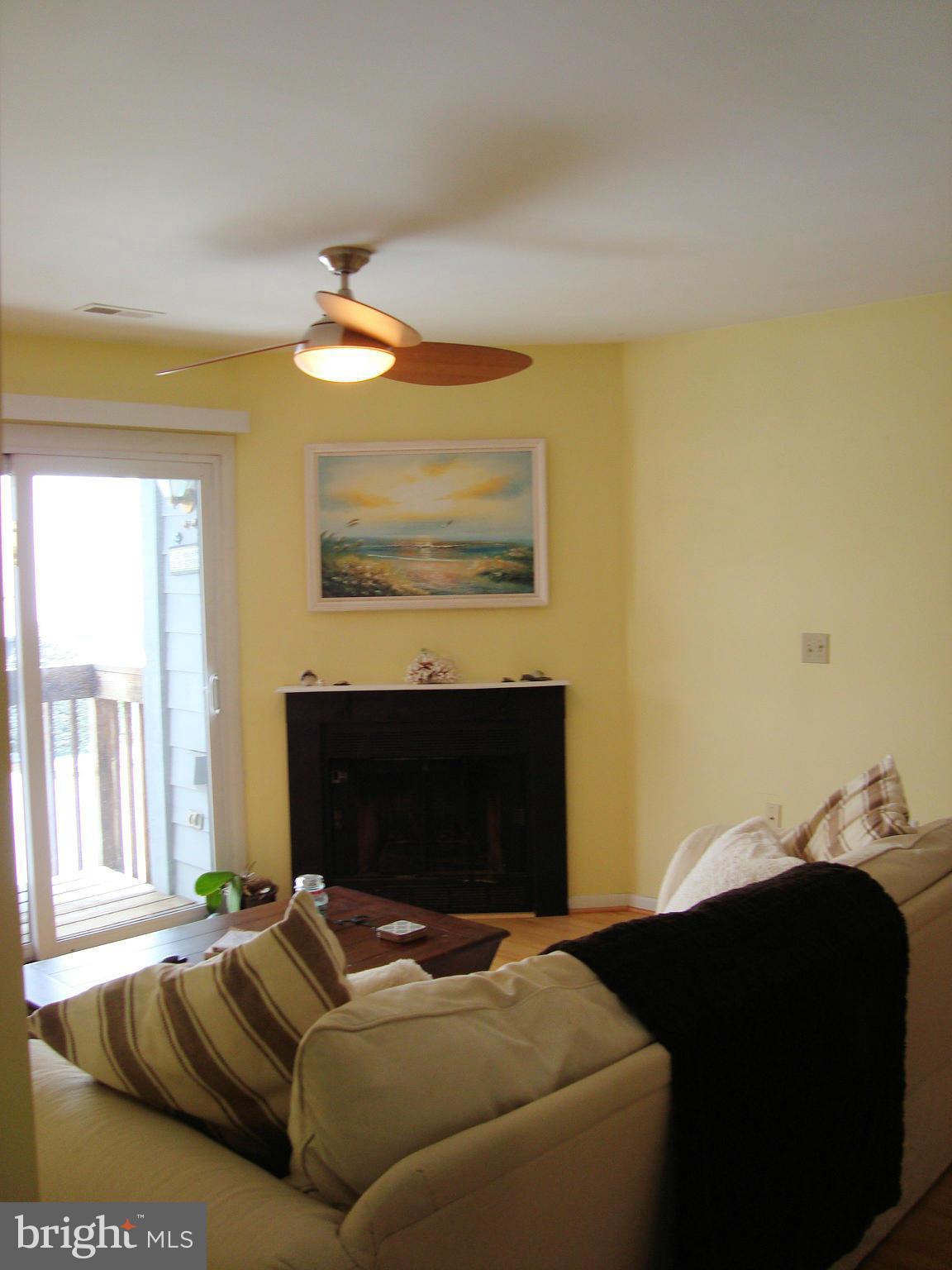 THOMPSON CREEK CONDOS - Residential Lease