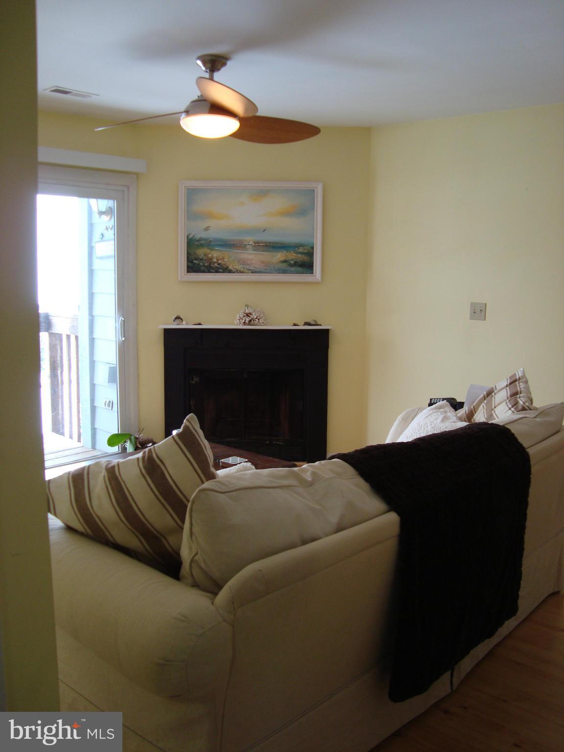 THOMPSON CREEK CONDOS - Residential Lease