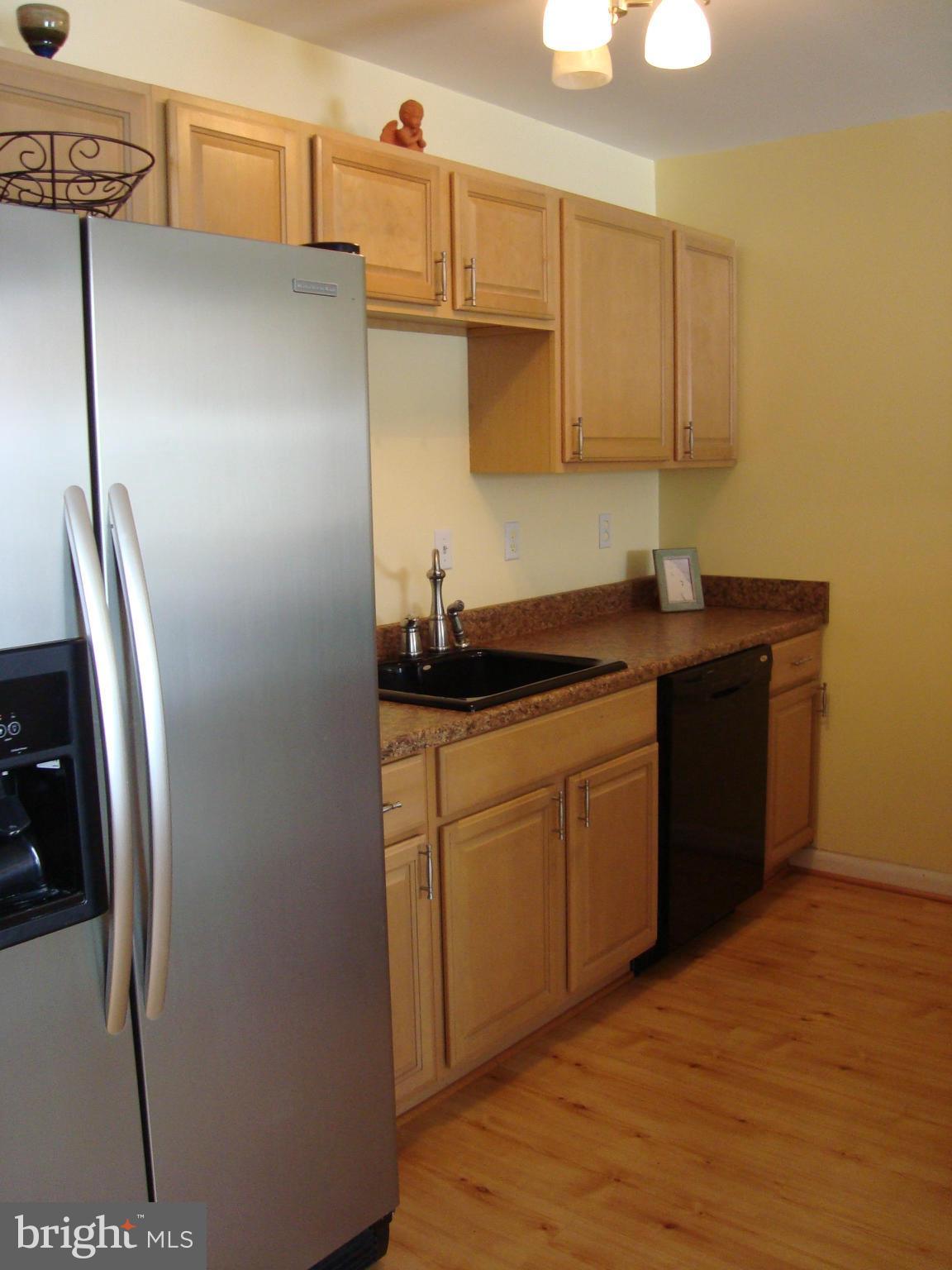 THOMPSON CREEK CONDOS - Residential Lease