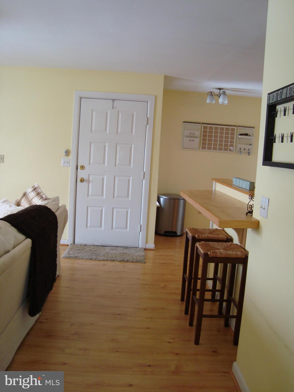 THOMPSON CREEK CONDOS - Residential Lease