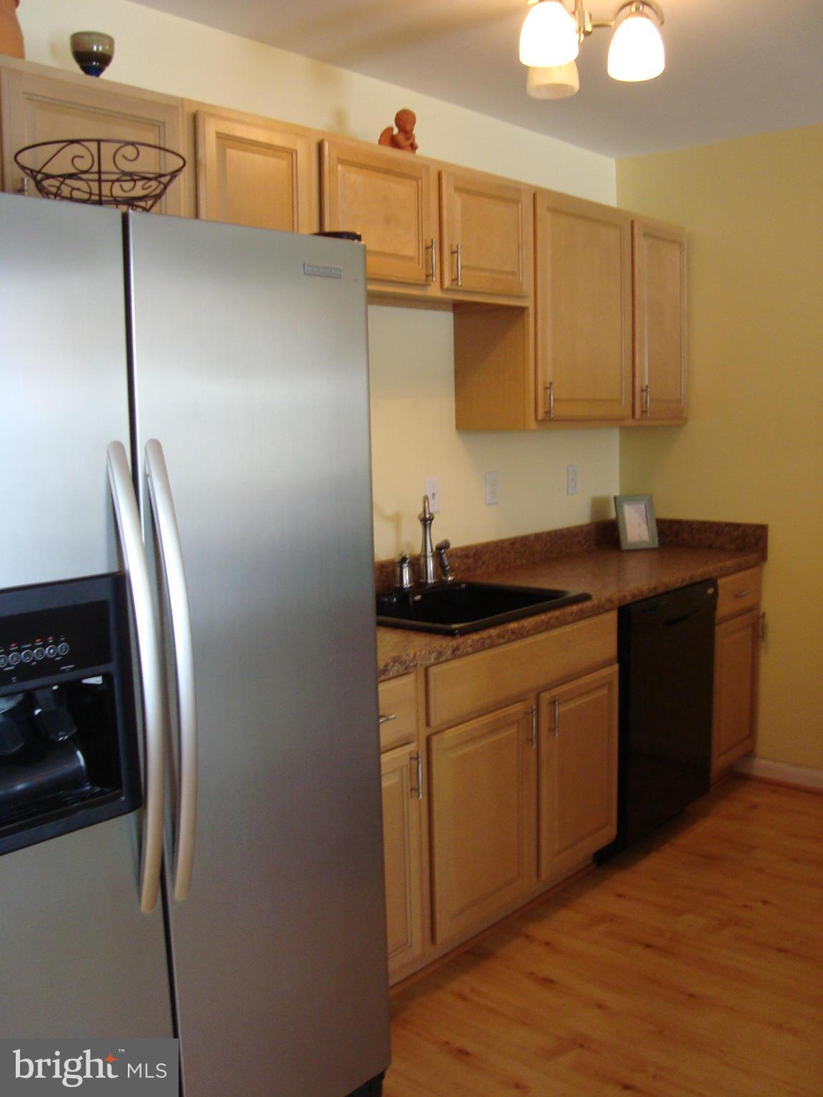 THOMPSON CREEK CONDOS - Residential Lease