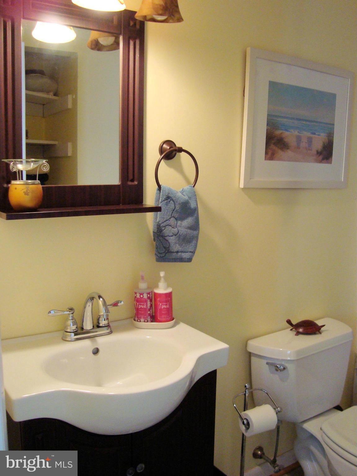 THOMPSON CREEK CONDOS - Residential Lease