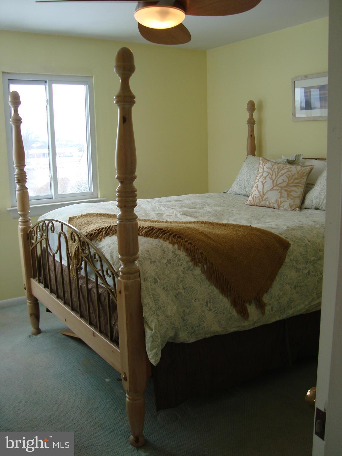 THOMPSON CREEK CONDOS - Residential Lease