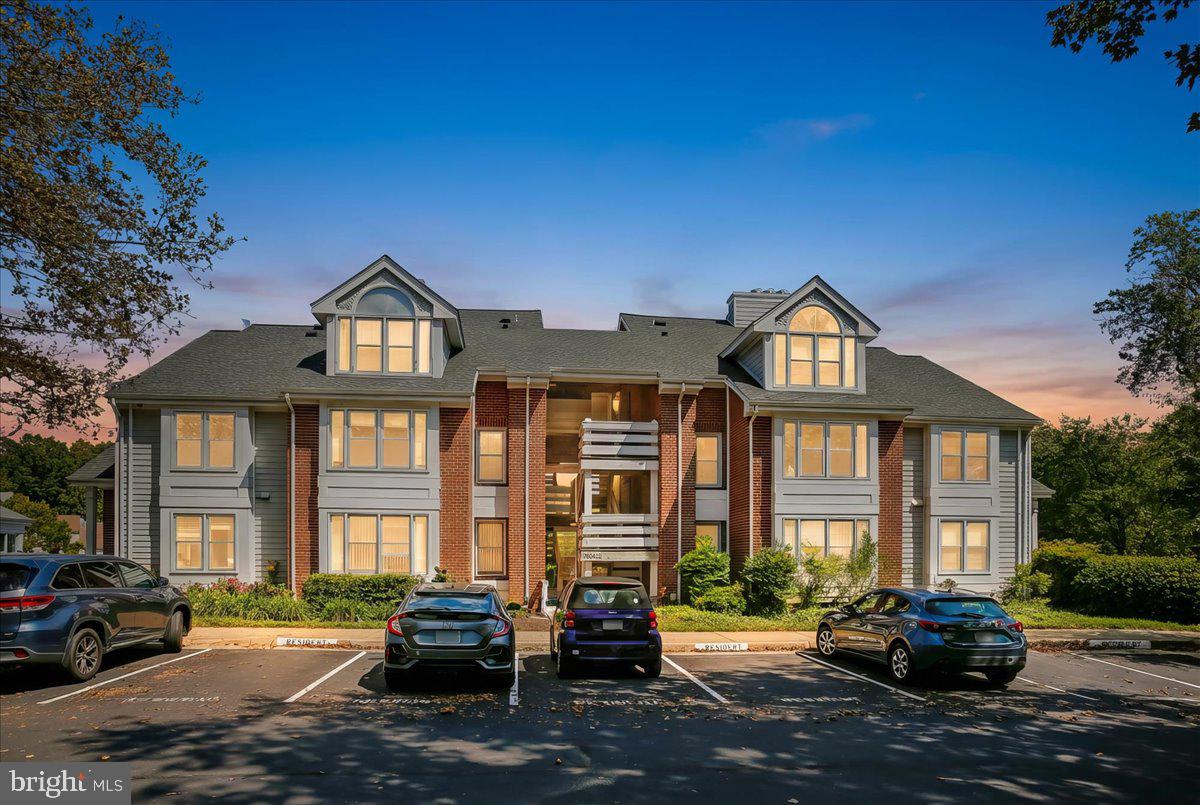7604 LAKESIDE VILLAGE DRIVE J