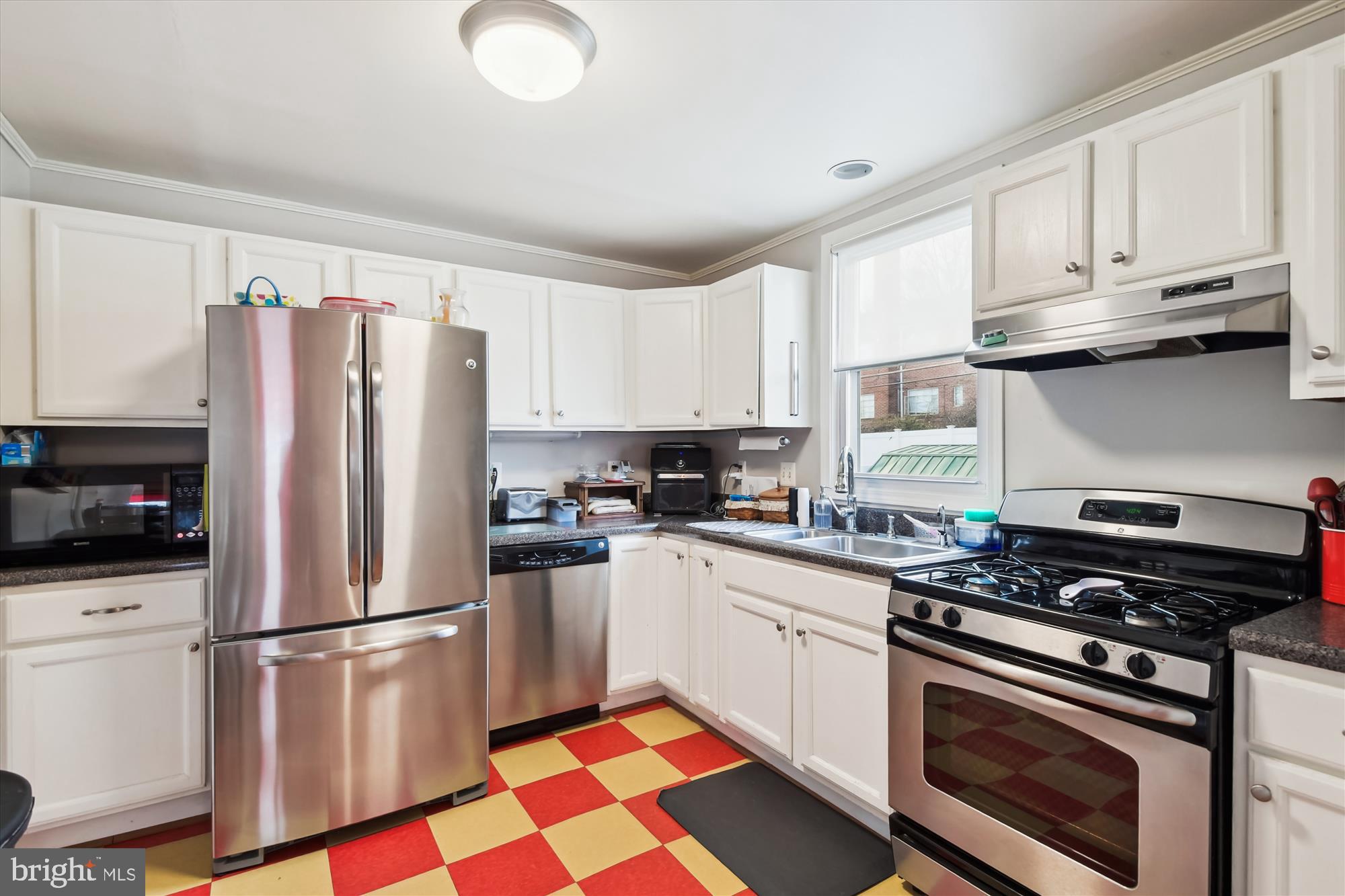 RIDGEWOOD - Residential