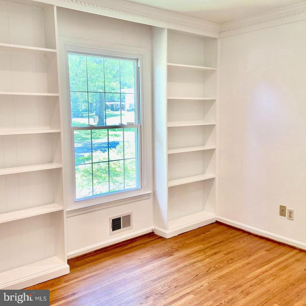 FLOWER VALLEY - Residential