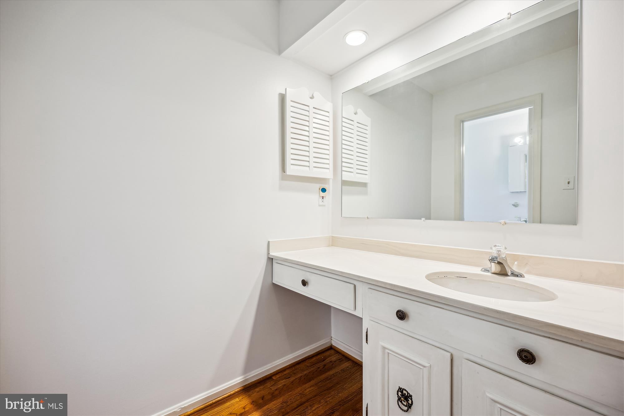 FLOWER VALLEY - Residential