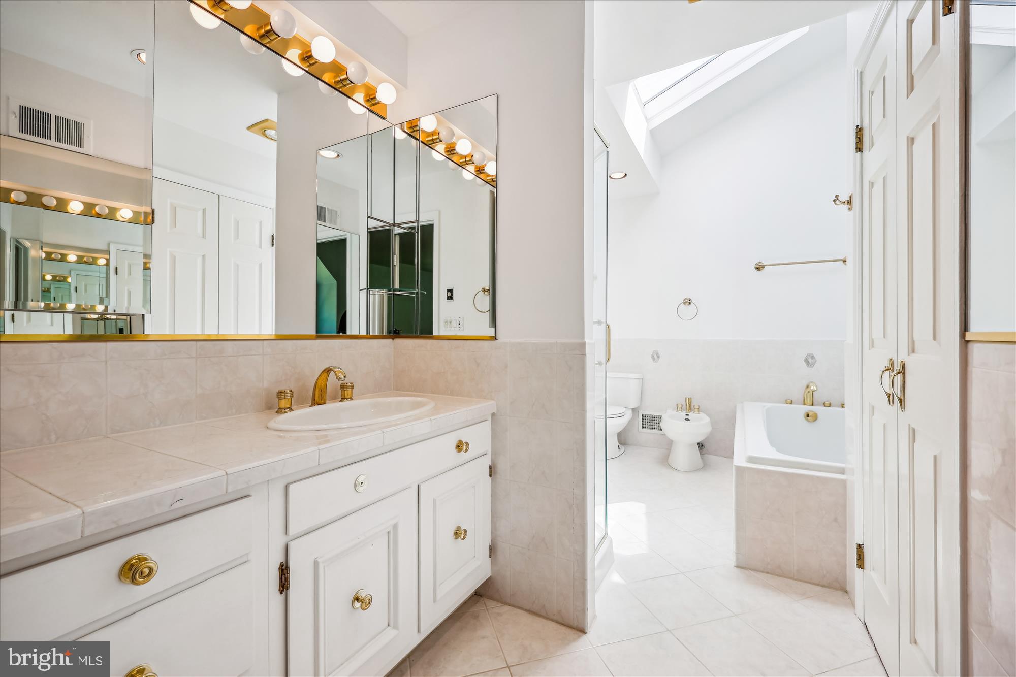 FLOWER VALLEY - Residential