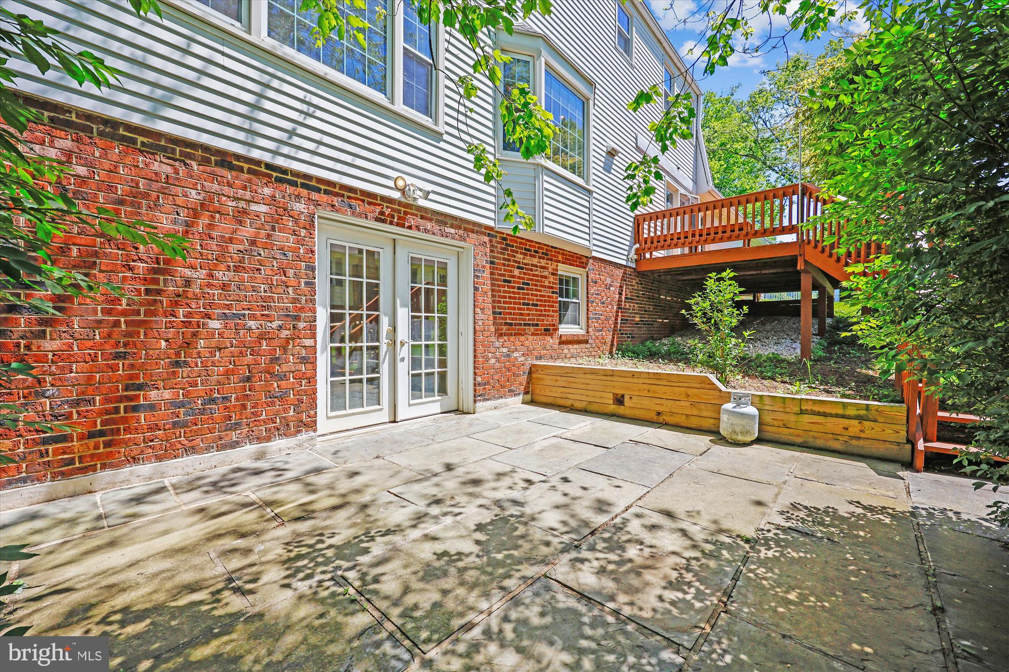 FLOWER VALLEY - Residential