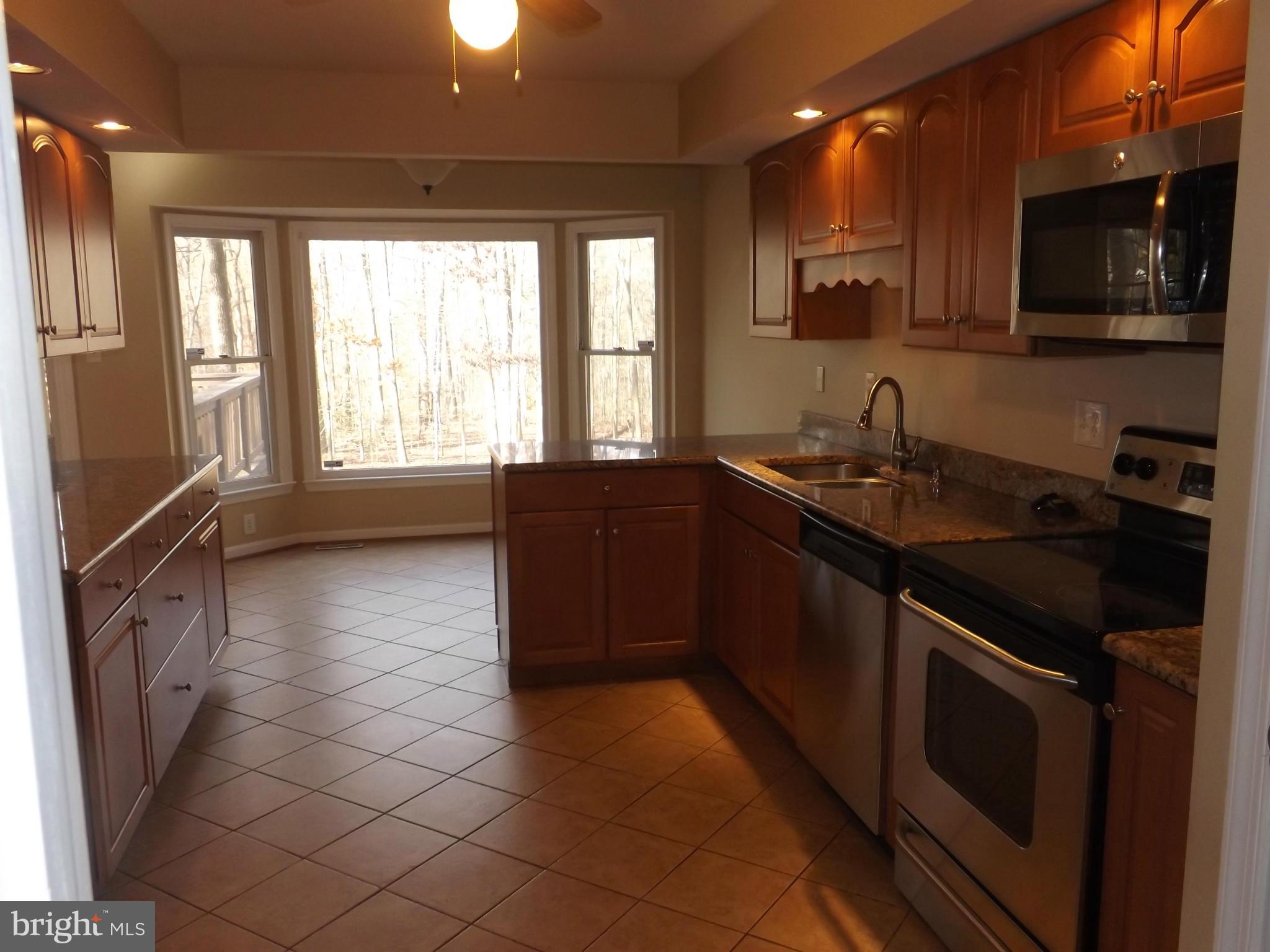 LAKE RIDGE - Residential Lease