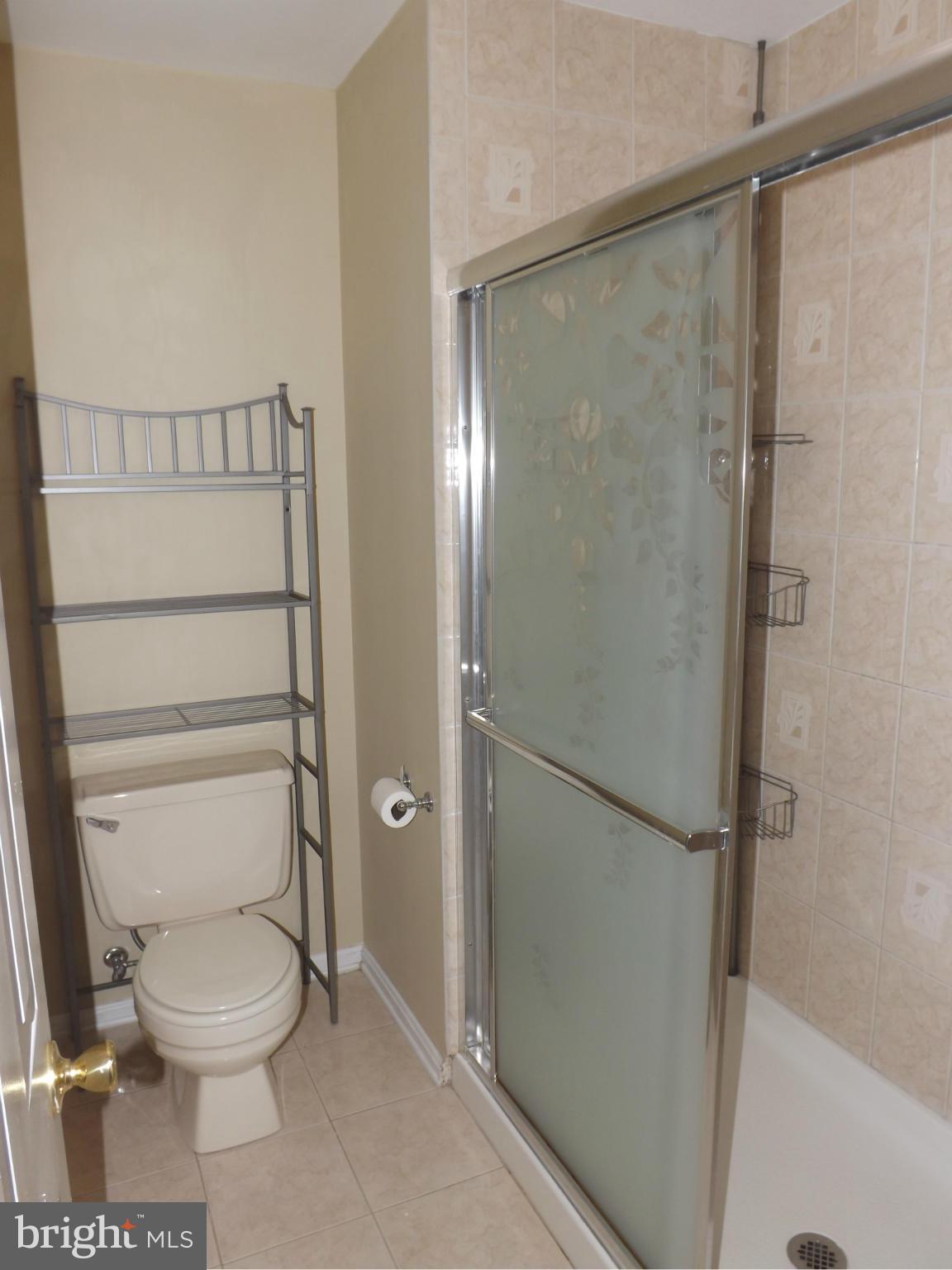 LAKE RIDGE - Residential Lease