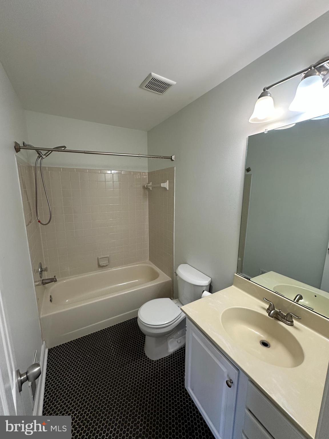 BRANDERMILL - Residential Lease