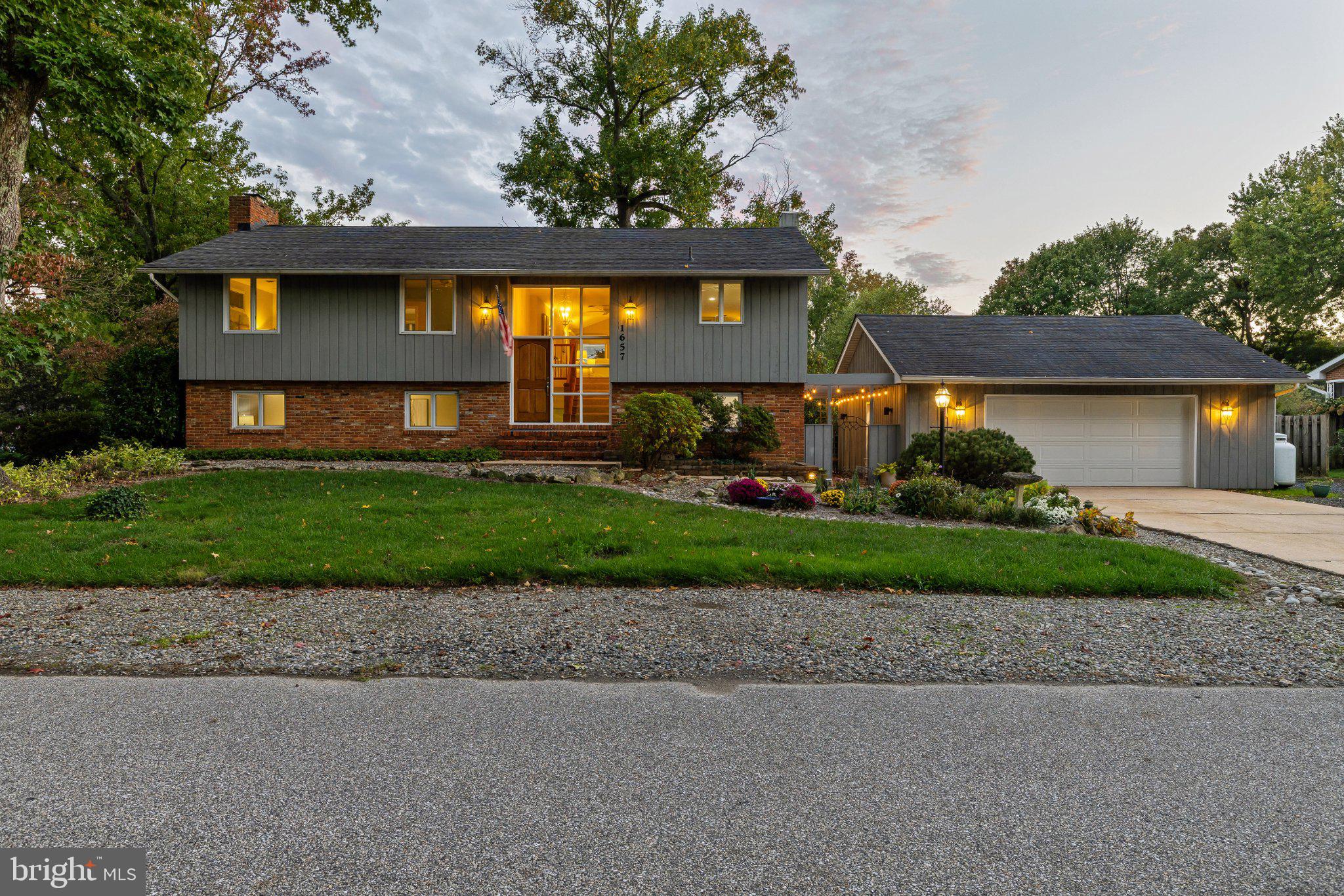 1657 HOMEWOOD LANDING ROAD