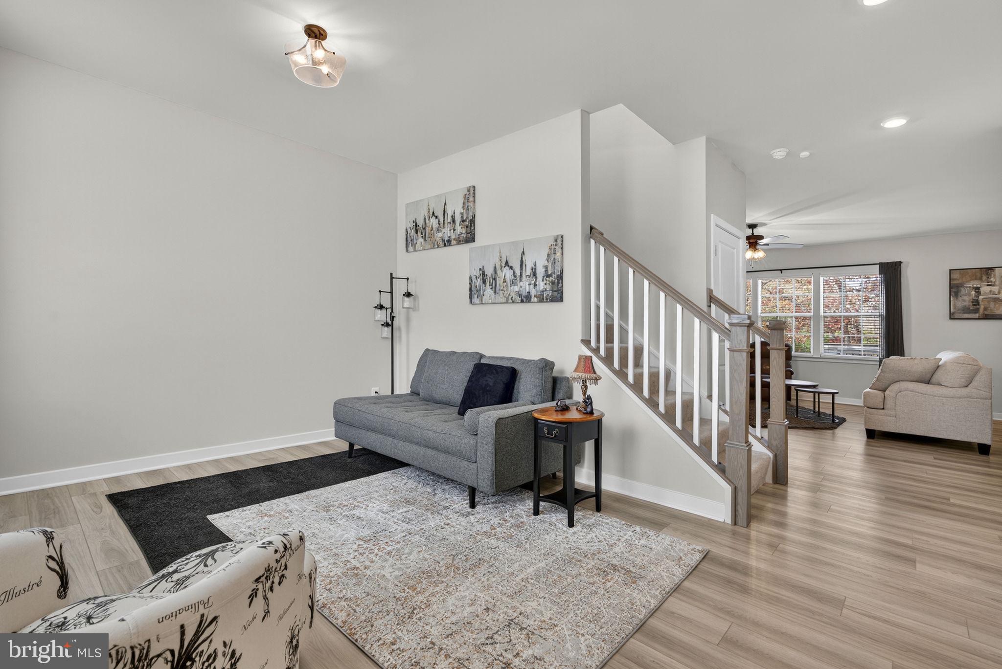 SENSENY VILLAGE - Residential