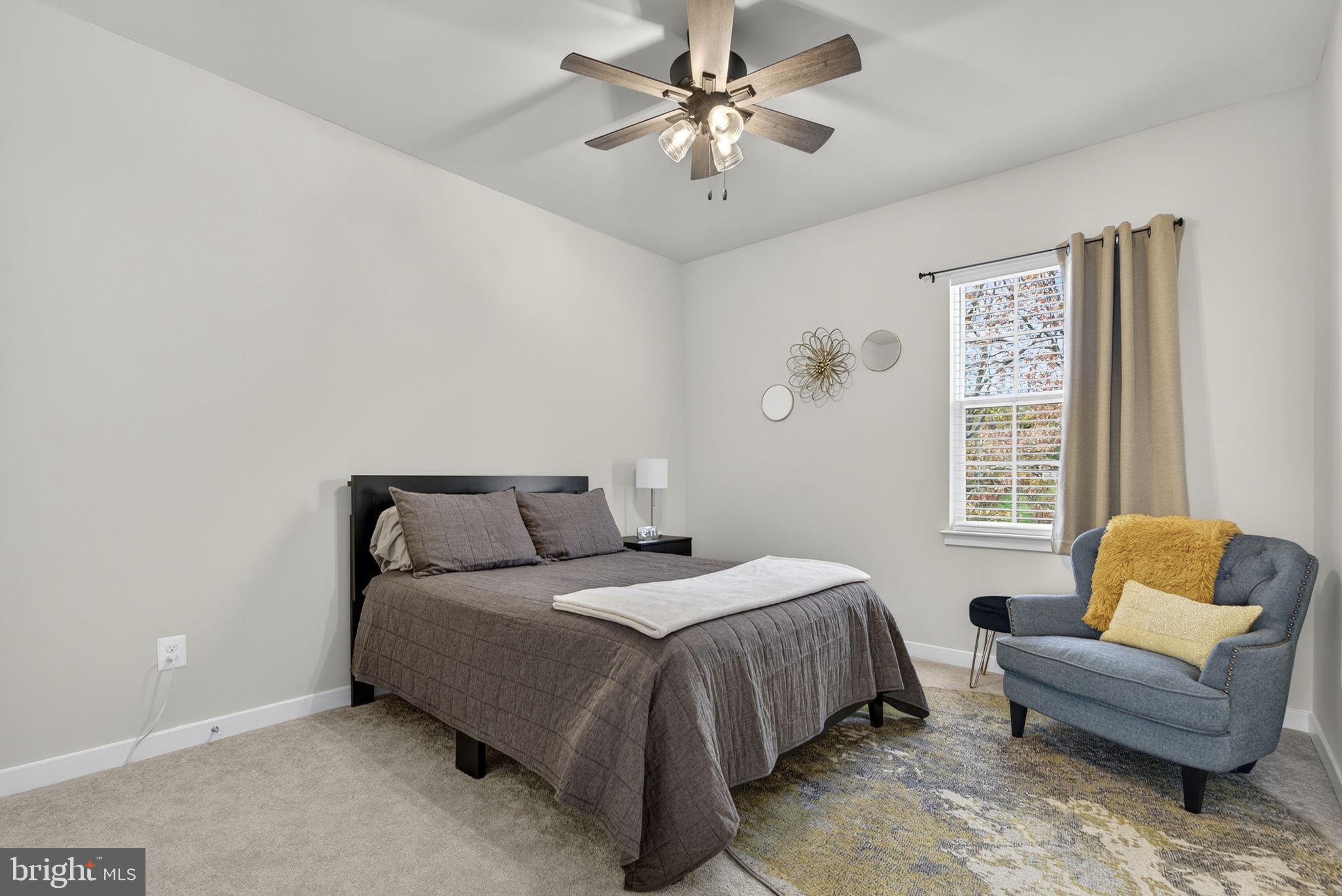 SENSENY VILLAGE - Residential