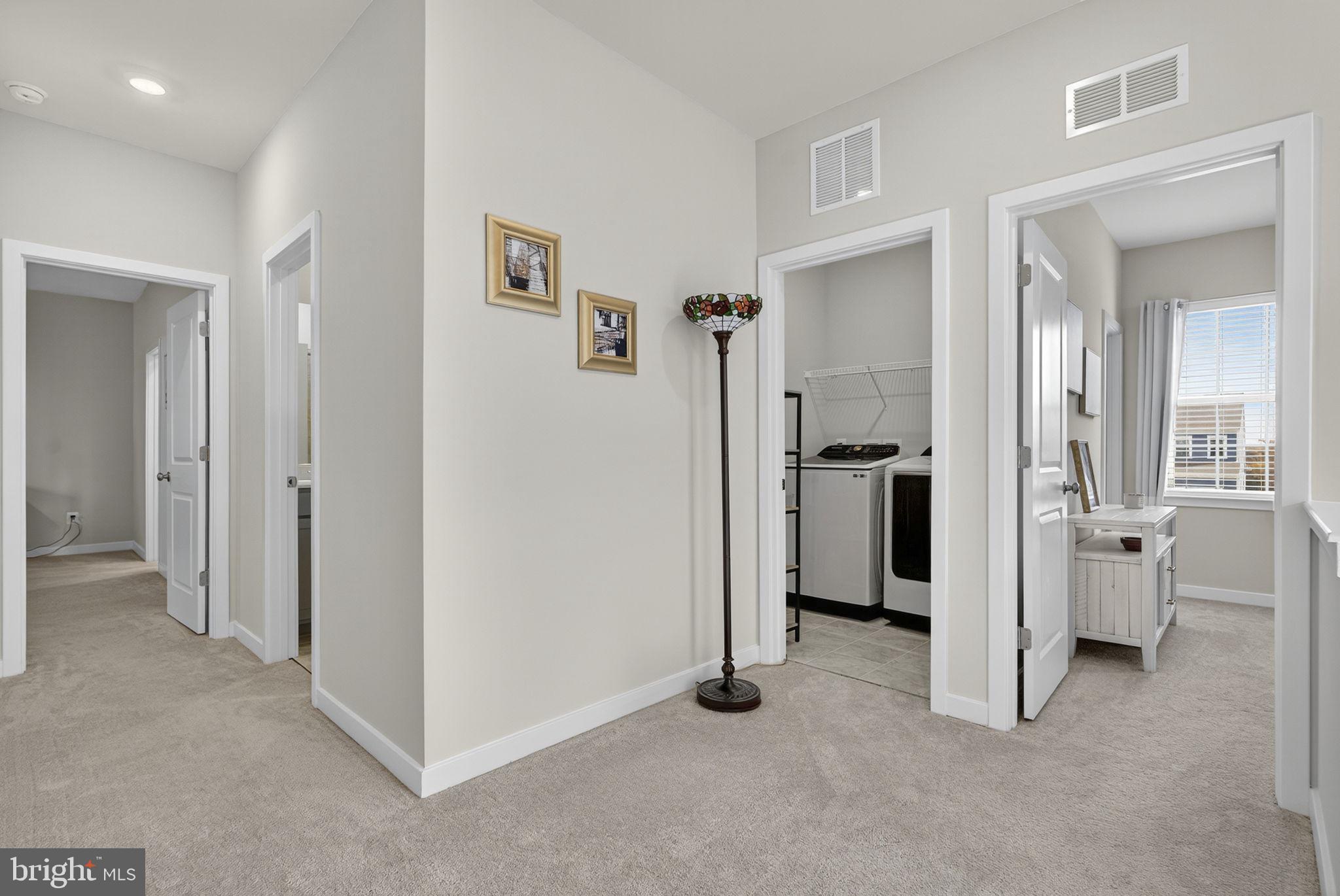 SENSENY VILLAGE - Residential