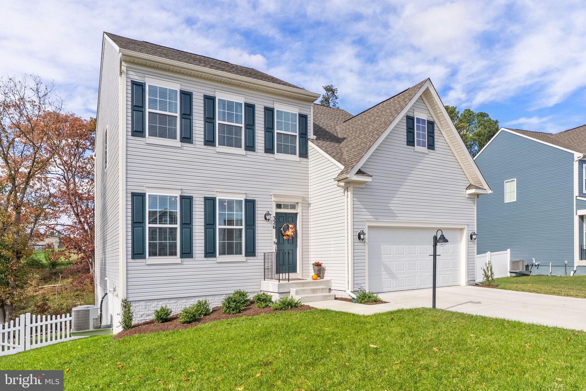 SENSENY VILLAGE - Residential