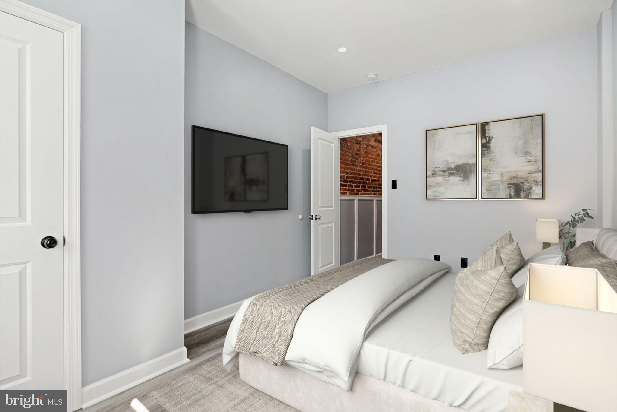SQUIRREL HILL - Residential
