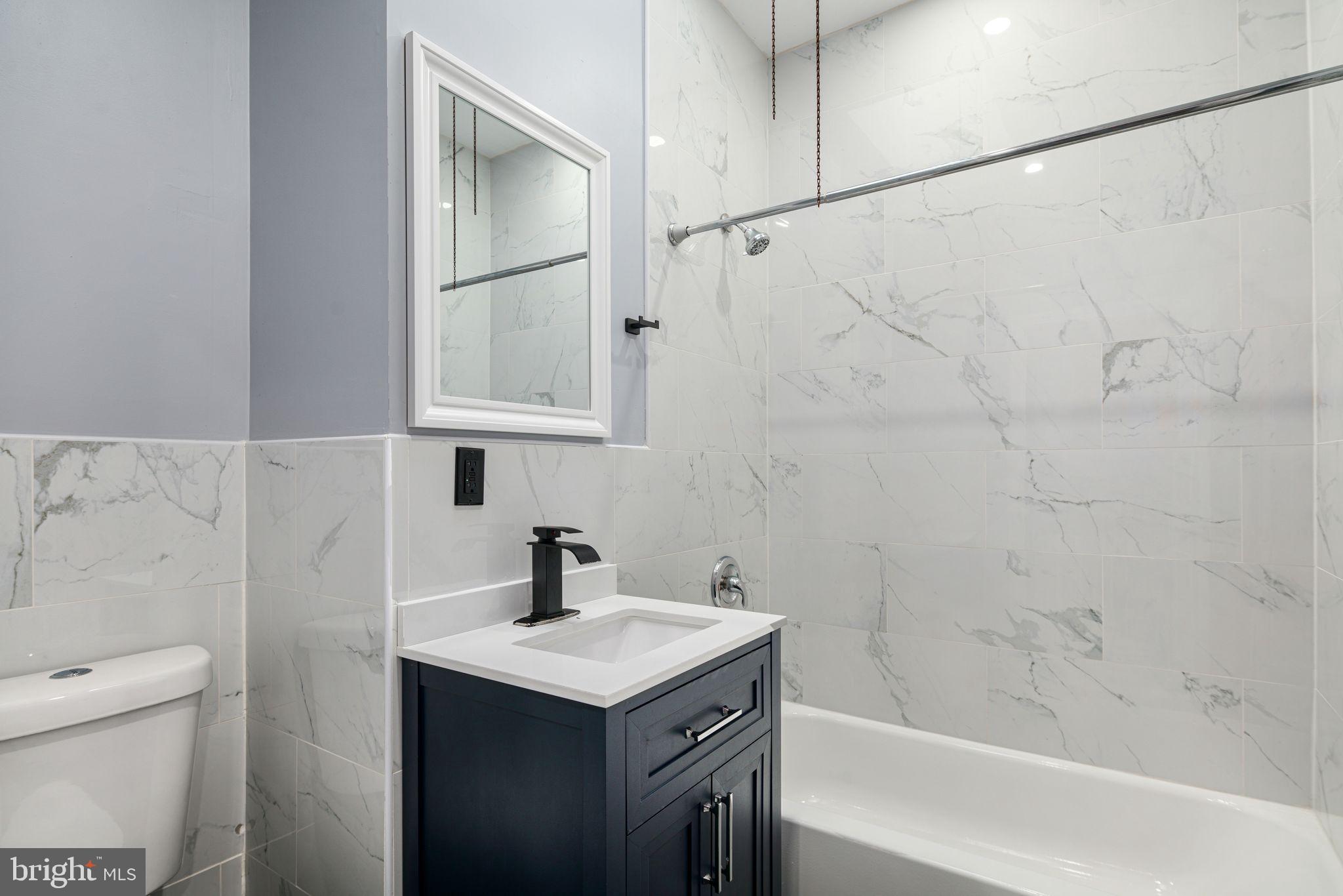 SQUIRREL HILL - Residential