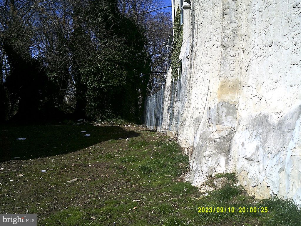 Photo of 3322 N Gratz Street, Philadelphia, PA 19140 (MLS # PAPH2238474)