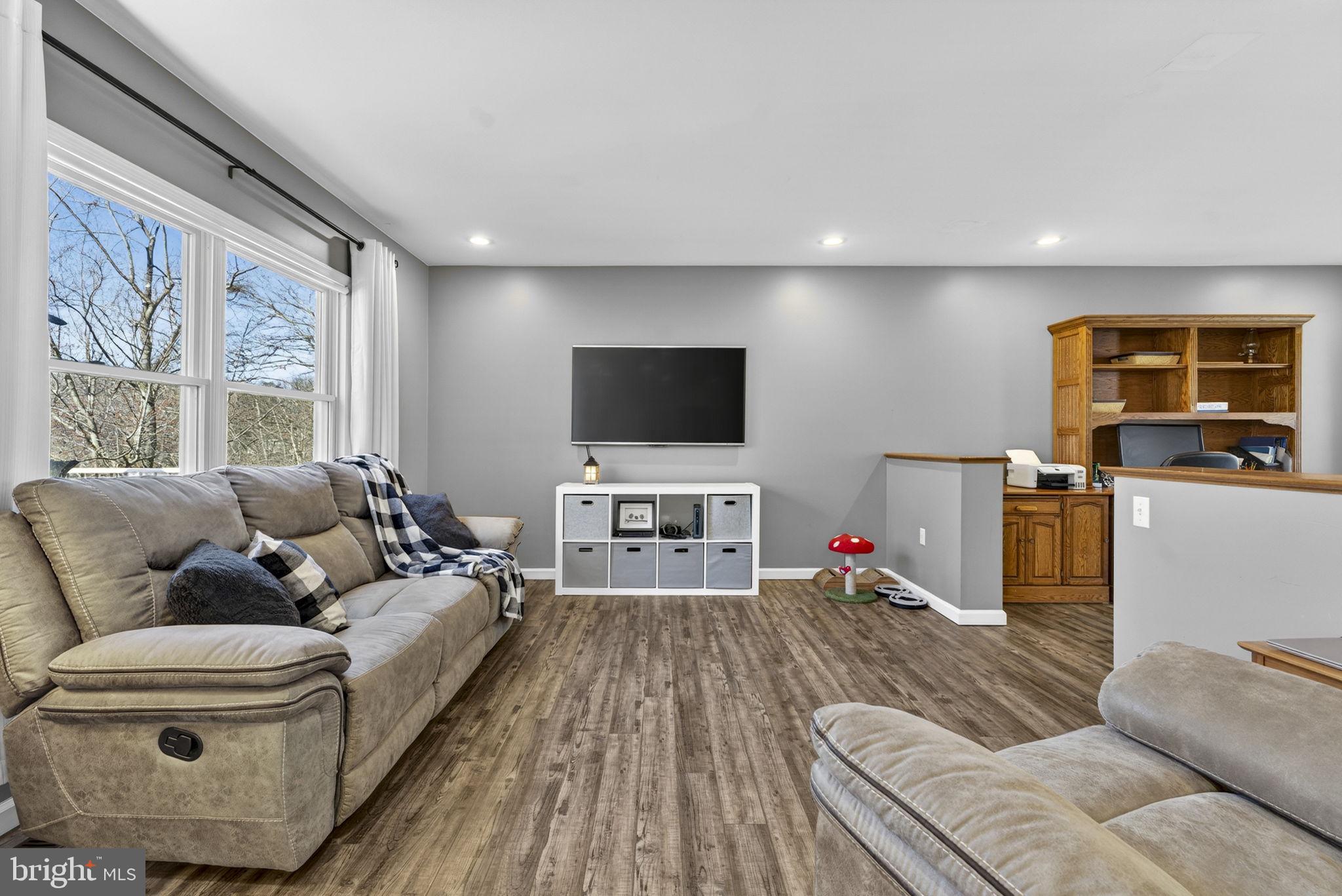 SHANNONDALE - Residential