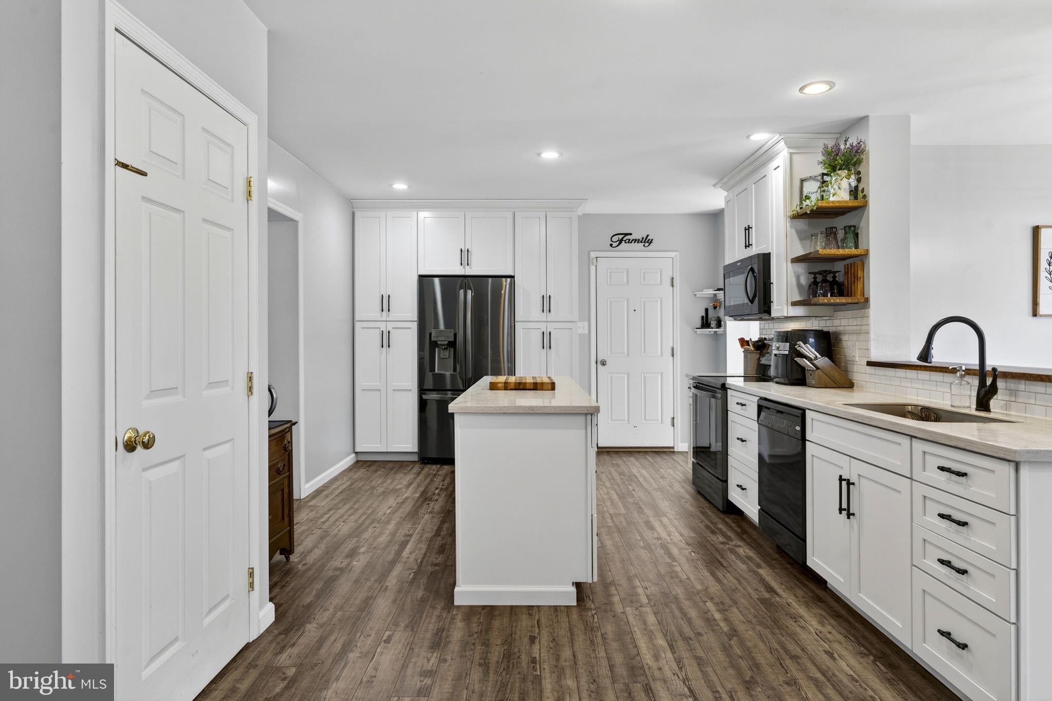 SHANNONDALE - Residential