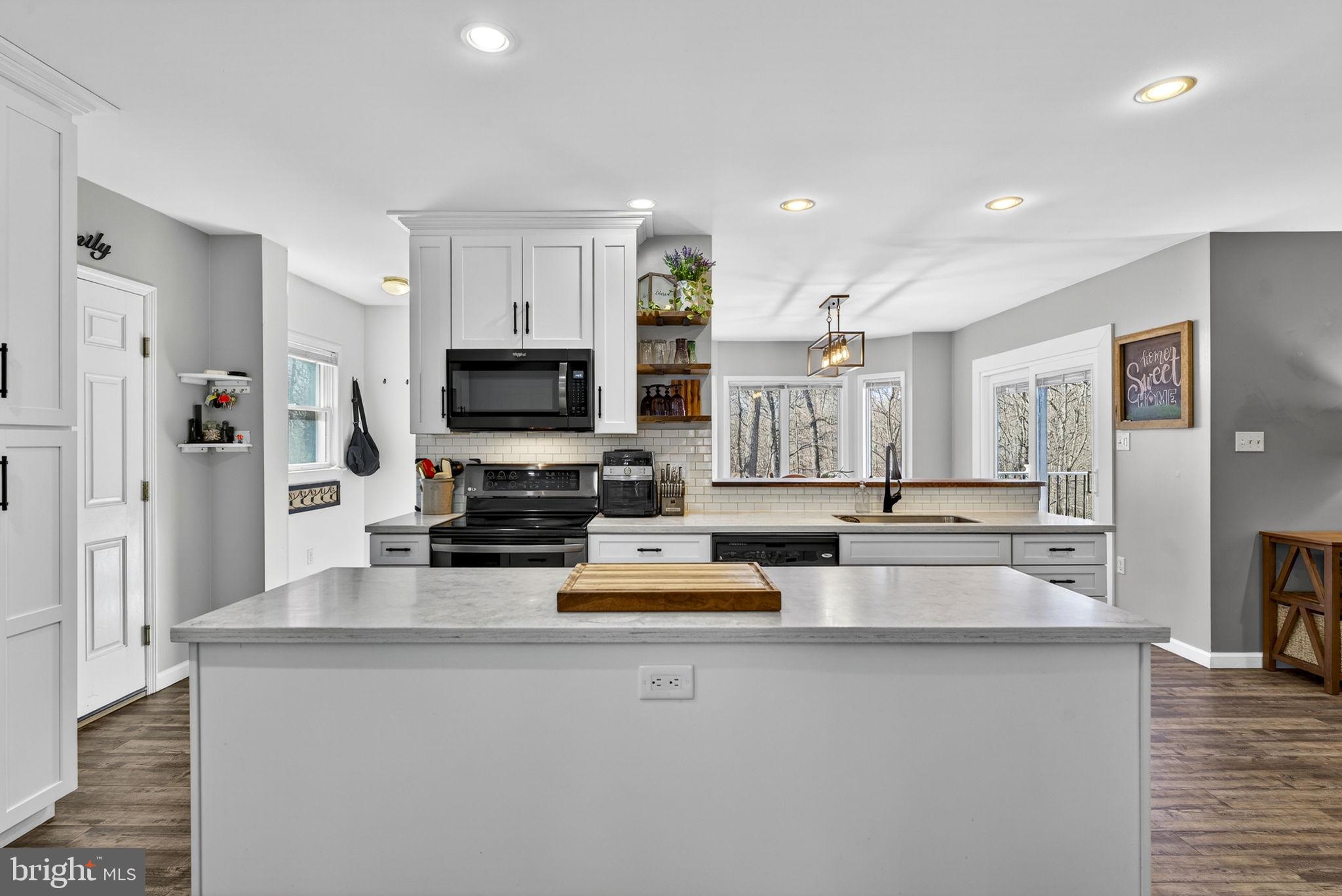 SHANNONDALE - Residential