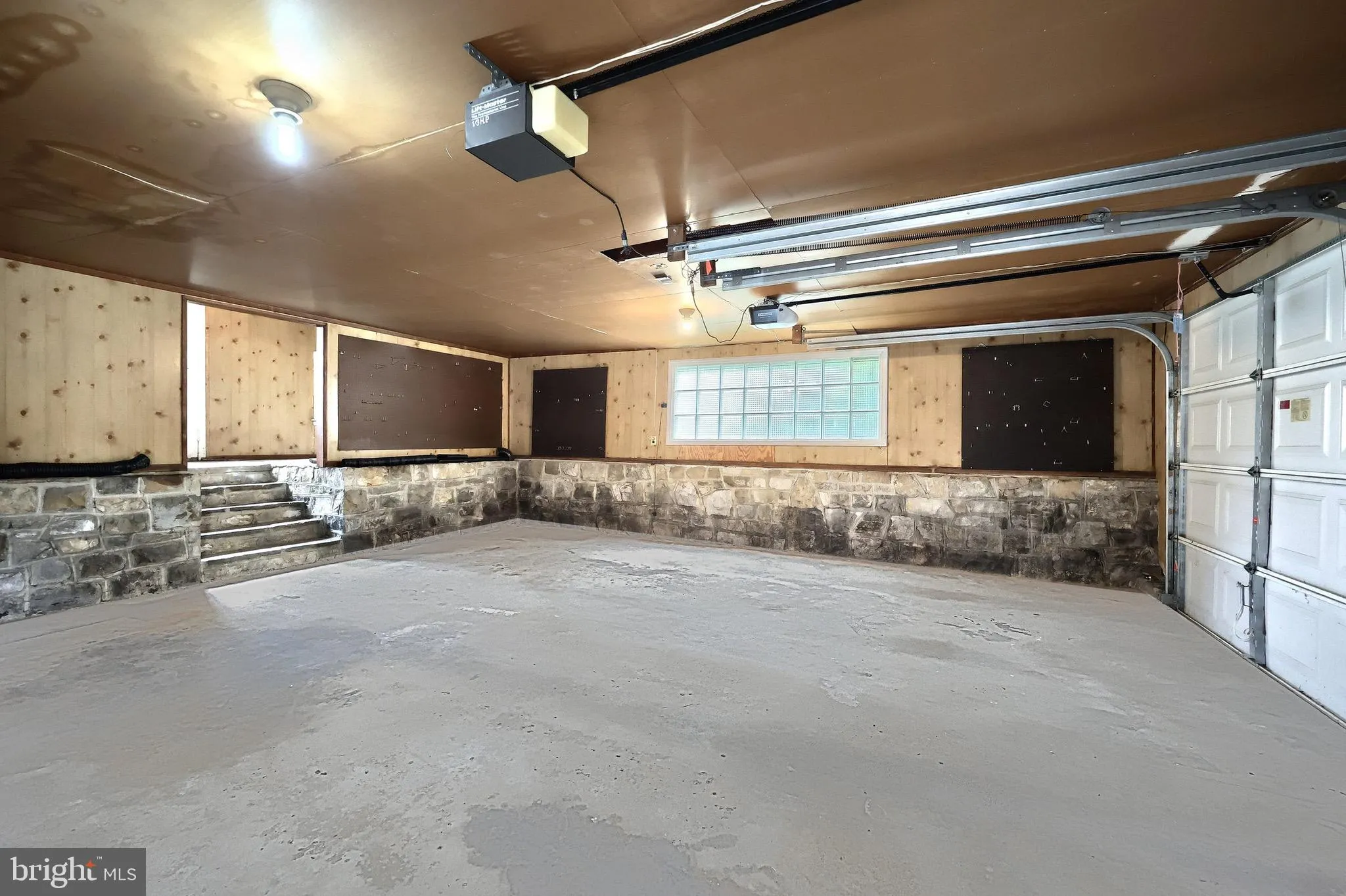 York, Pennsylvania 17404, United States, 3 Bedrooms Bedrooms, ,2 BathroomsBathrooms,Residential,Active,206096